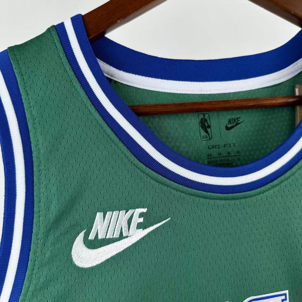 NBA 26 Season Dallas Mavericks Retro green 31-THOMPSON