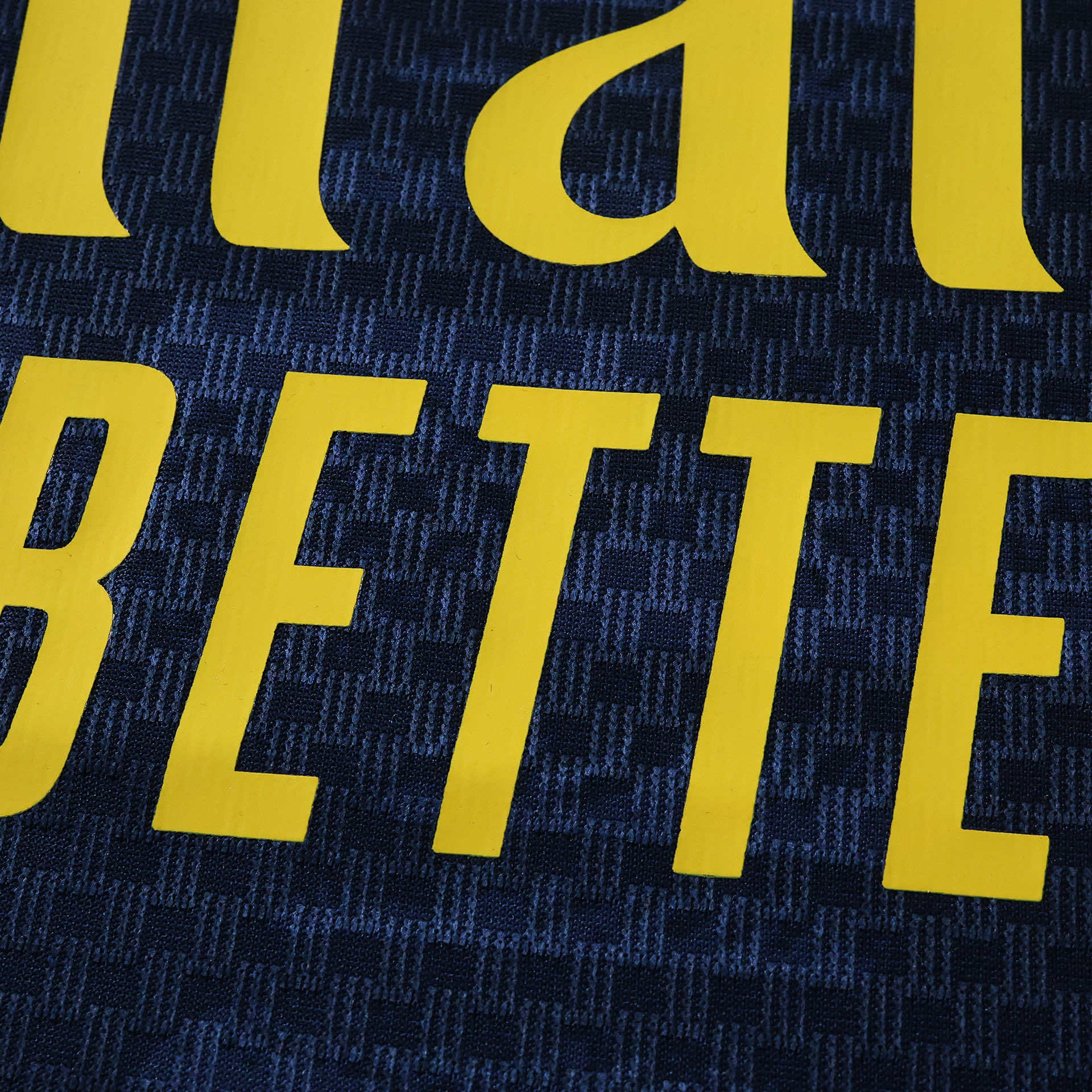 2627 Arsenal Away embroidery Player version