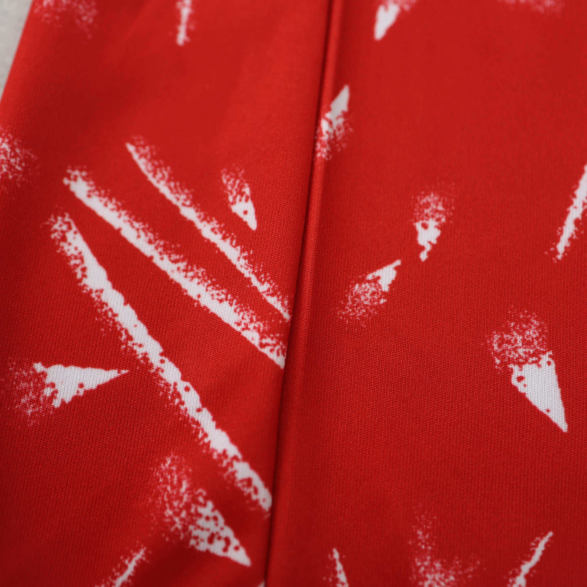 8991 Liverpool Home retro Fan version