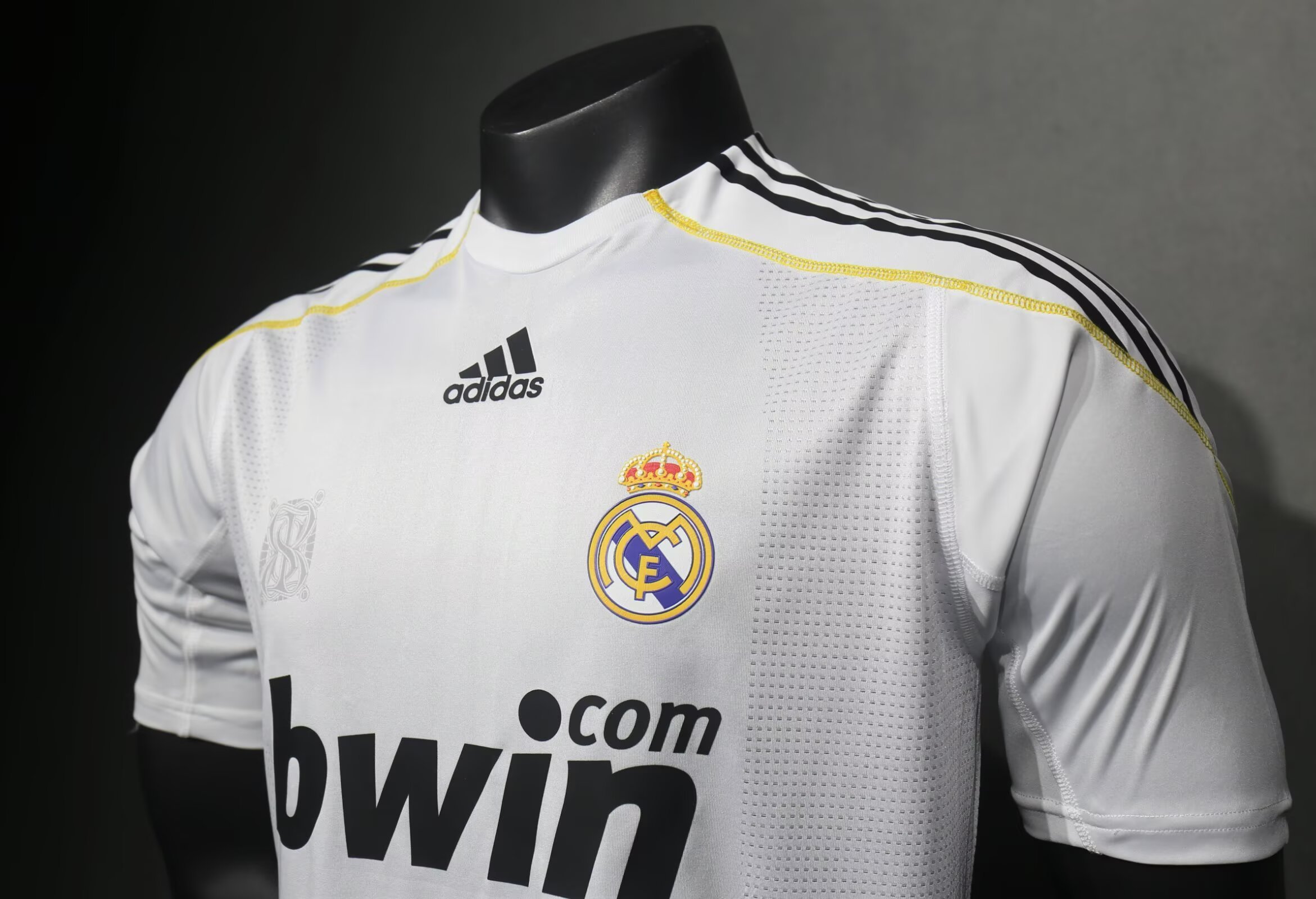0910 Real Madrid home Retro Player version