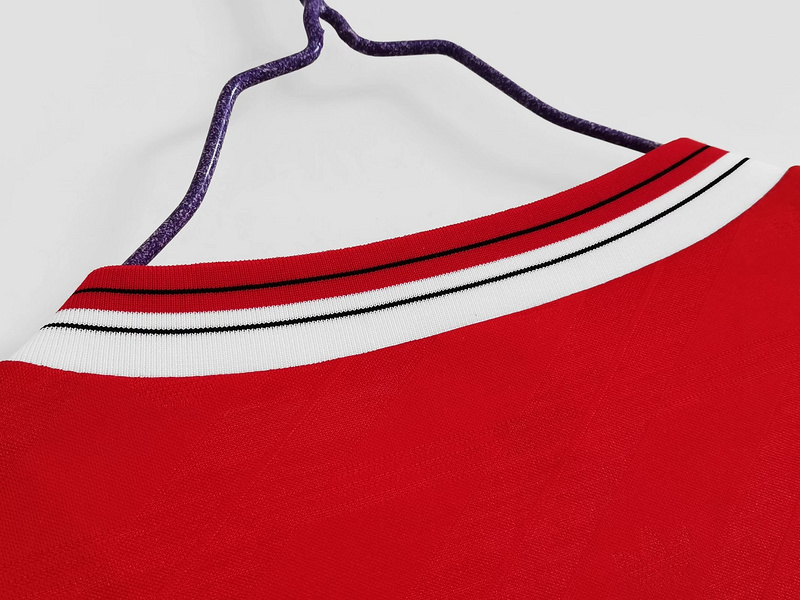 86/88 Manchester United home long sleeve retro Fan version