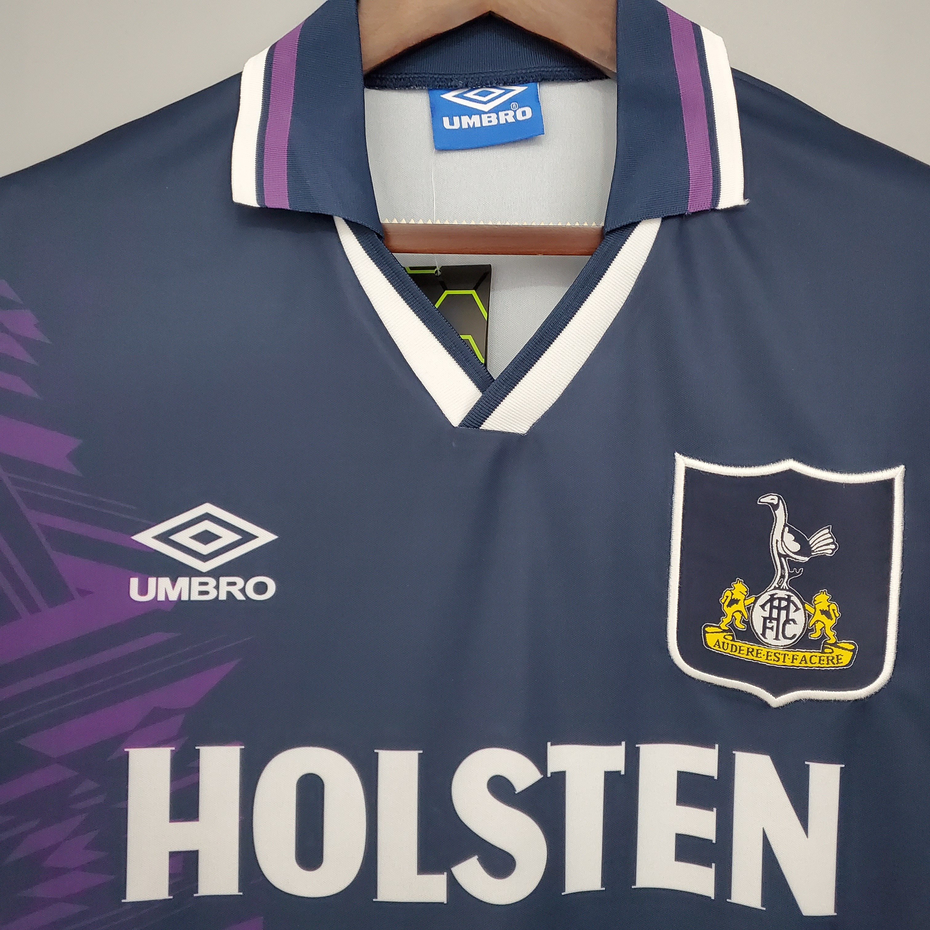 9495 Tottenham away retro Fan version