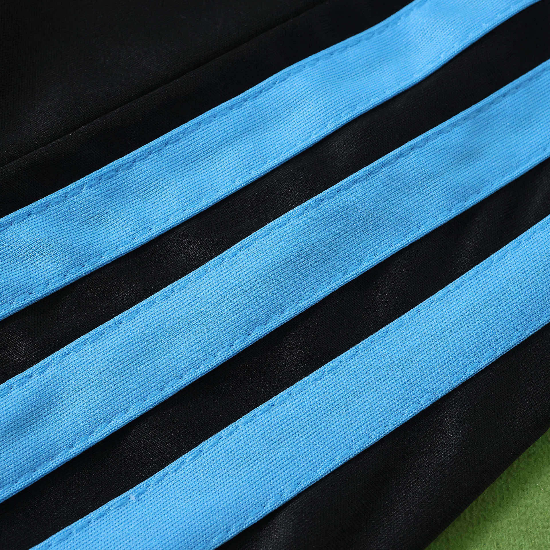 2627 Newcastle United home Kids Kit