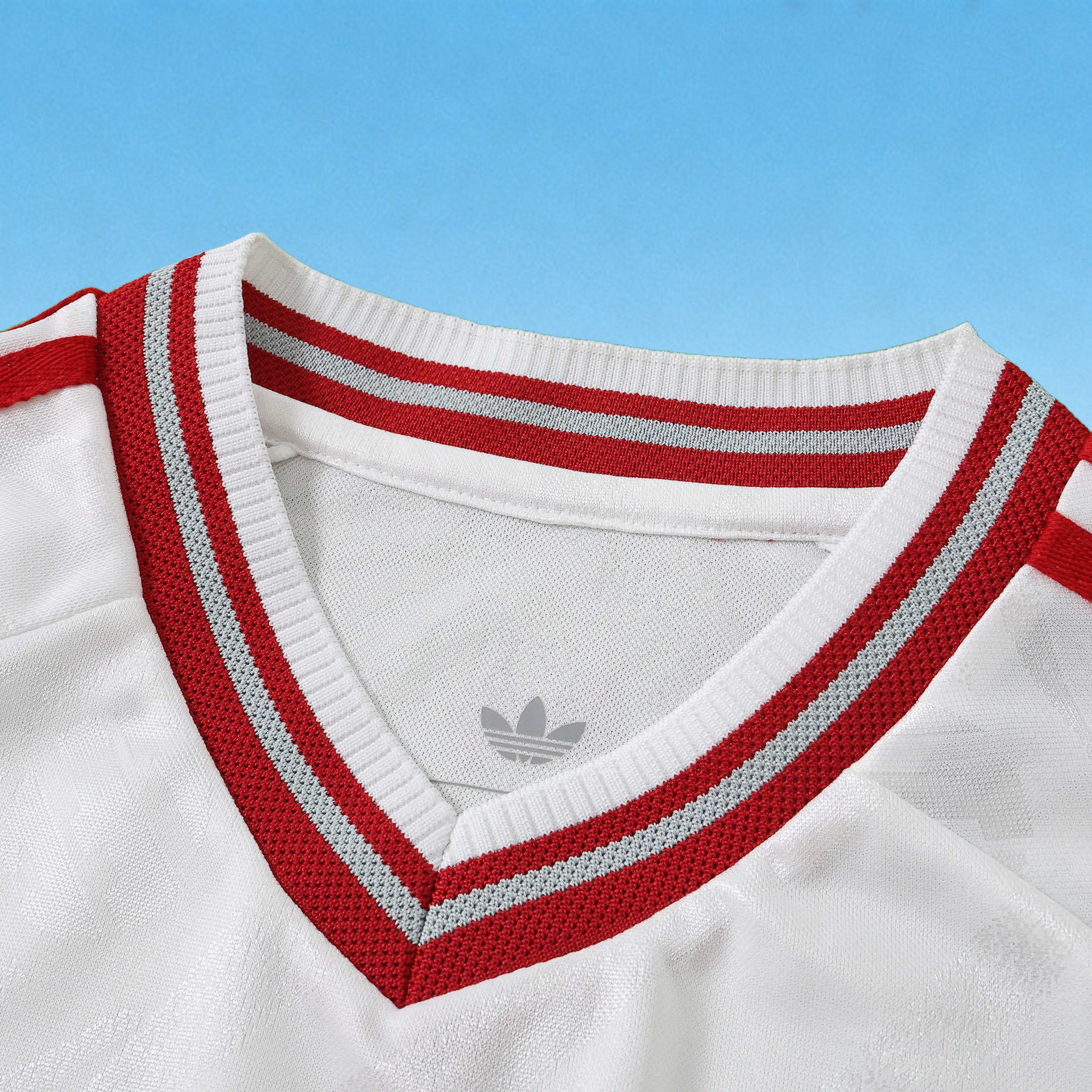 2627 Liverpool Away Player version