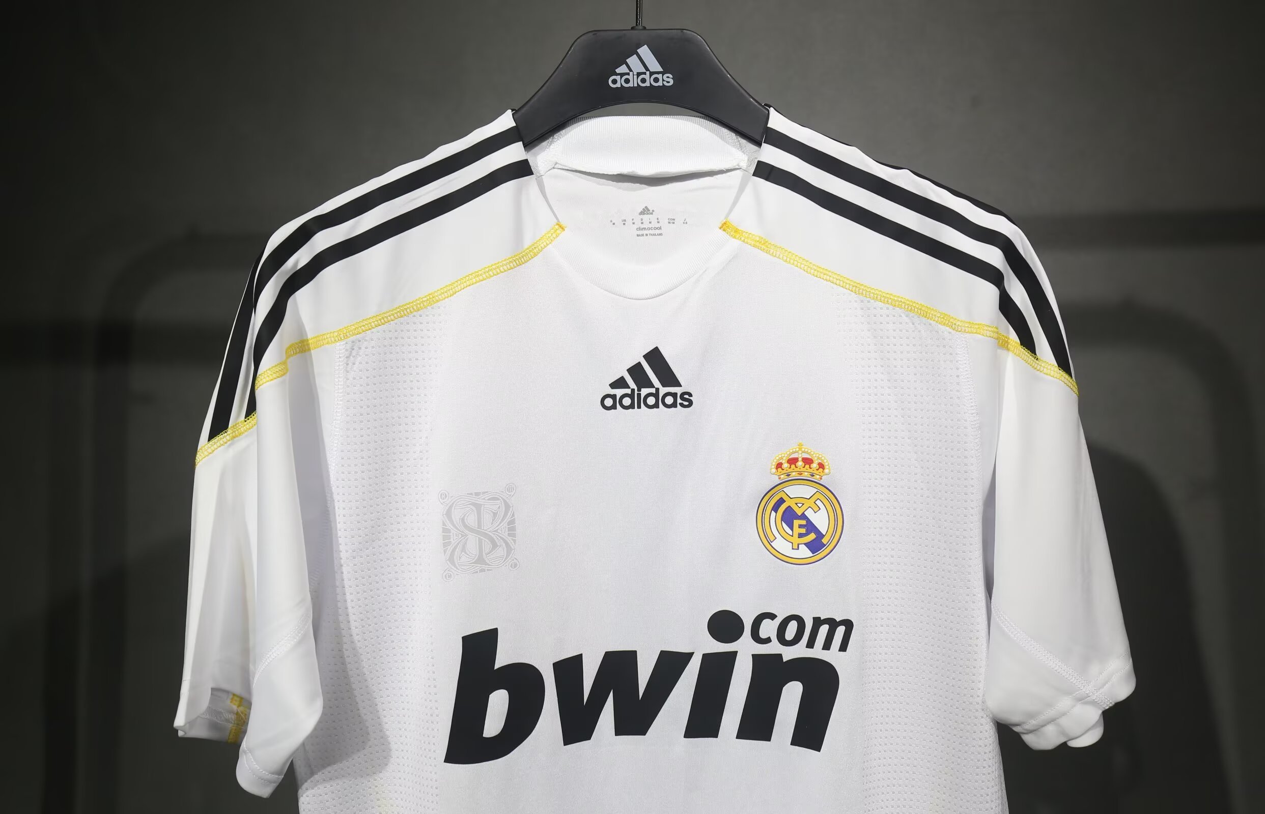 0910 Real Madrid home Retro Player version
