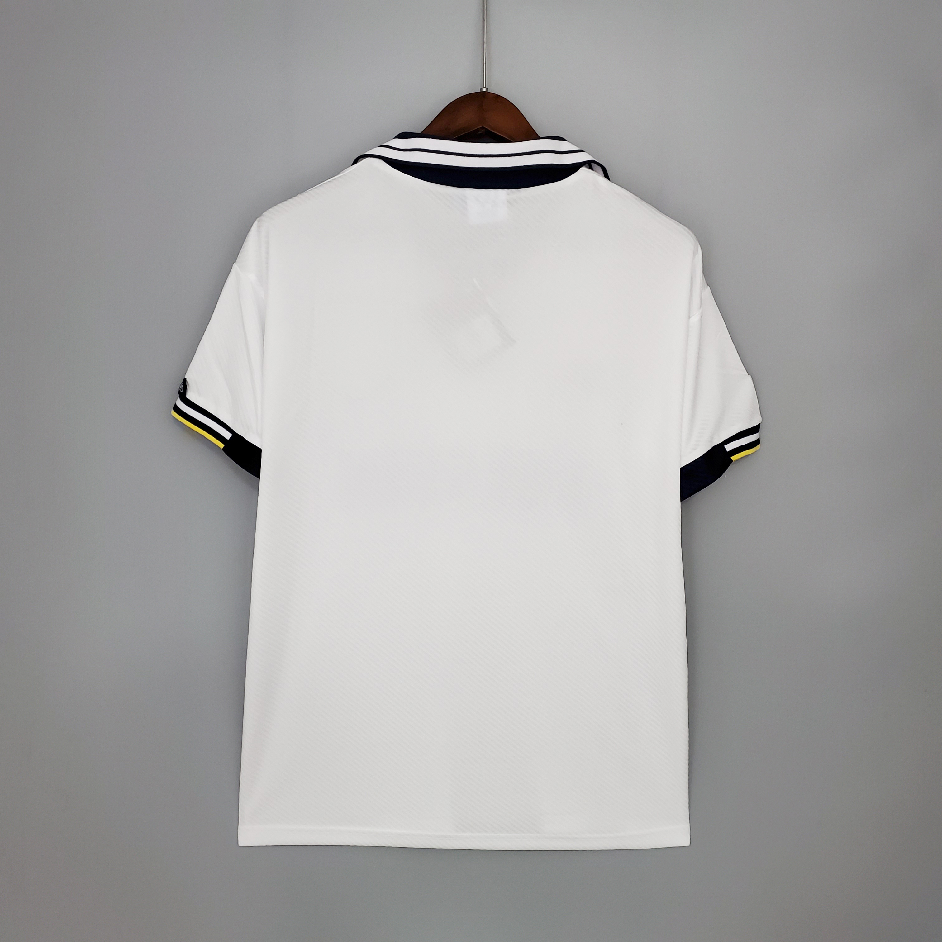 9495 Tottenham home retro Fan version