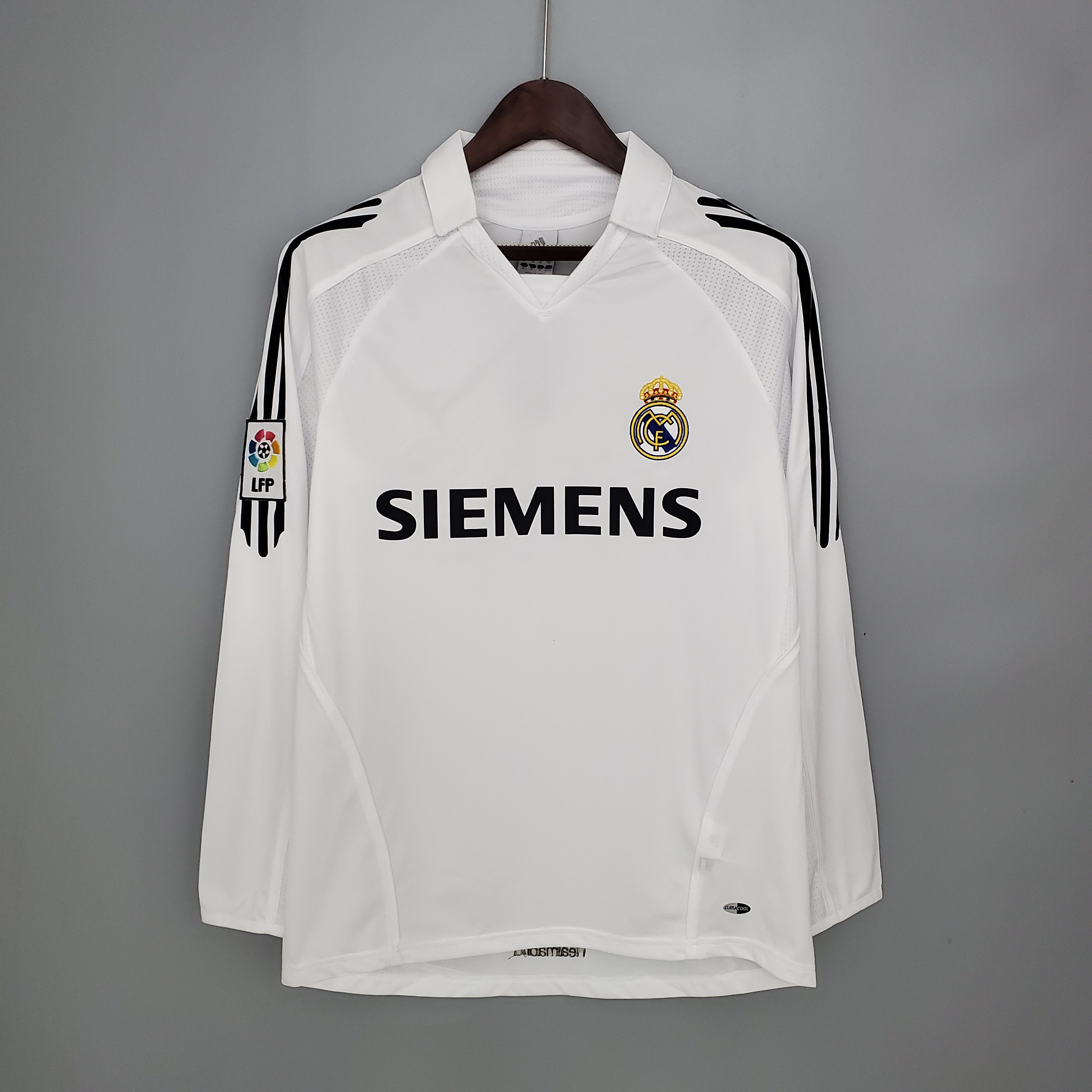 05/06 Real Madrid home long sleeve retro Fan version