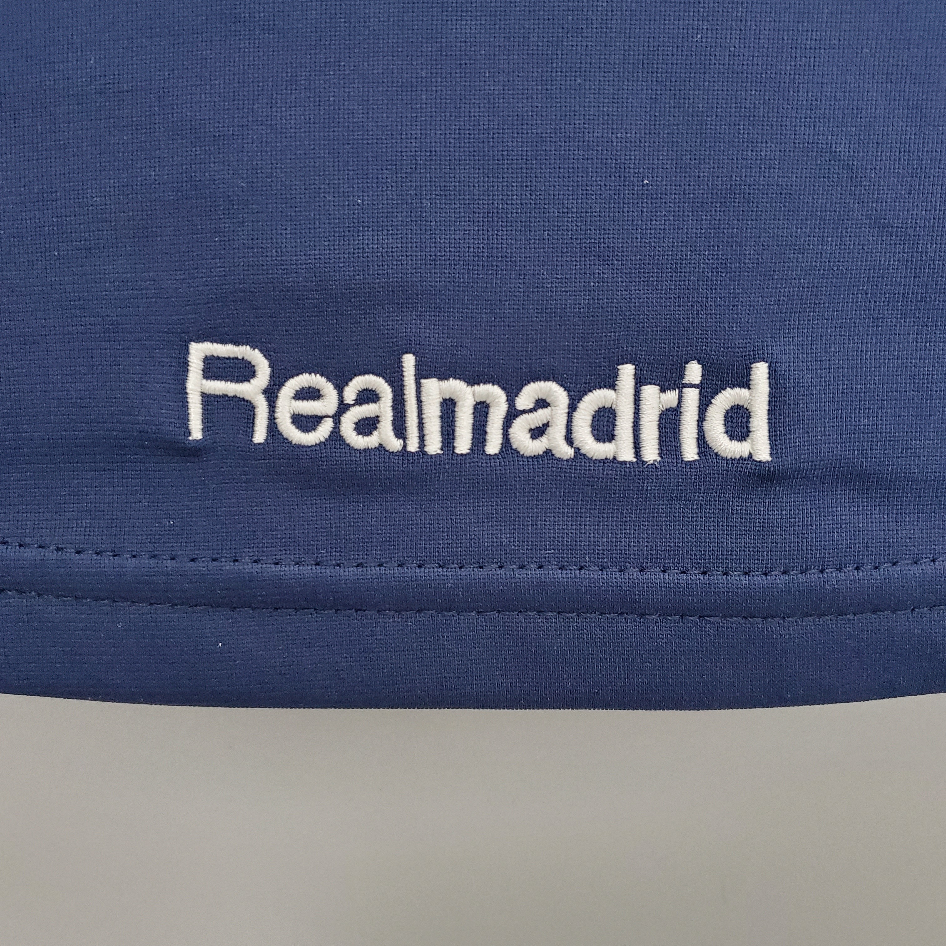 05/06 Real Madrid Away retro Fan version