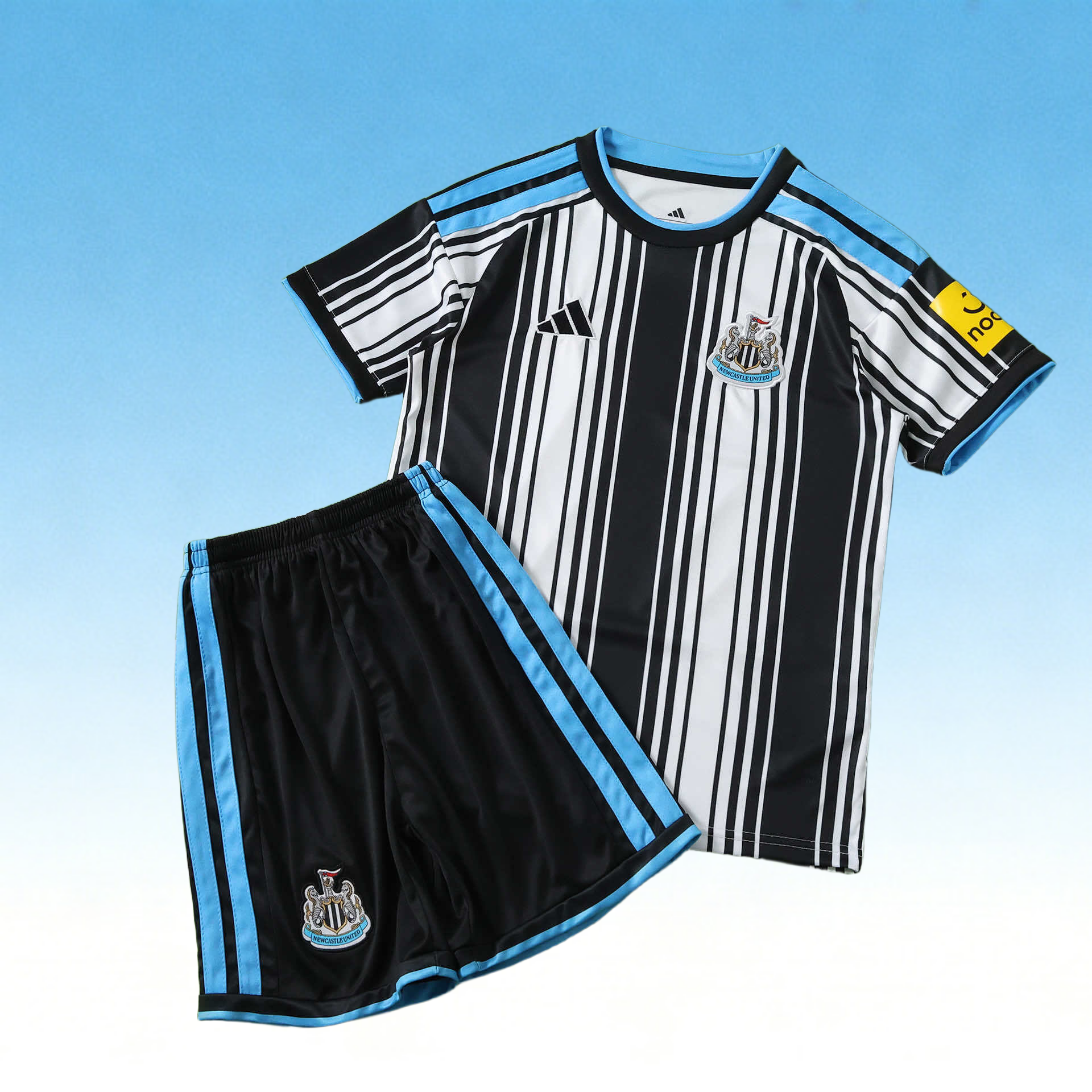 2627 Newcastle United home Kids Kit