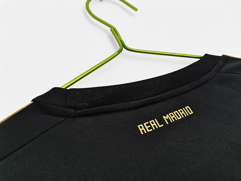 11/12 Real Madrid away retro Fan version