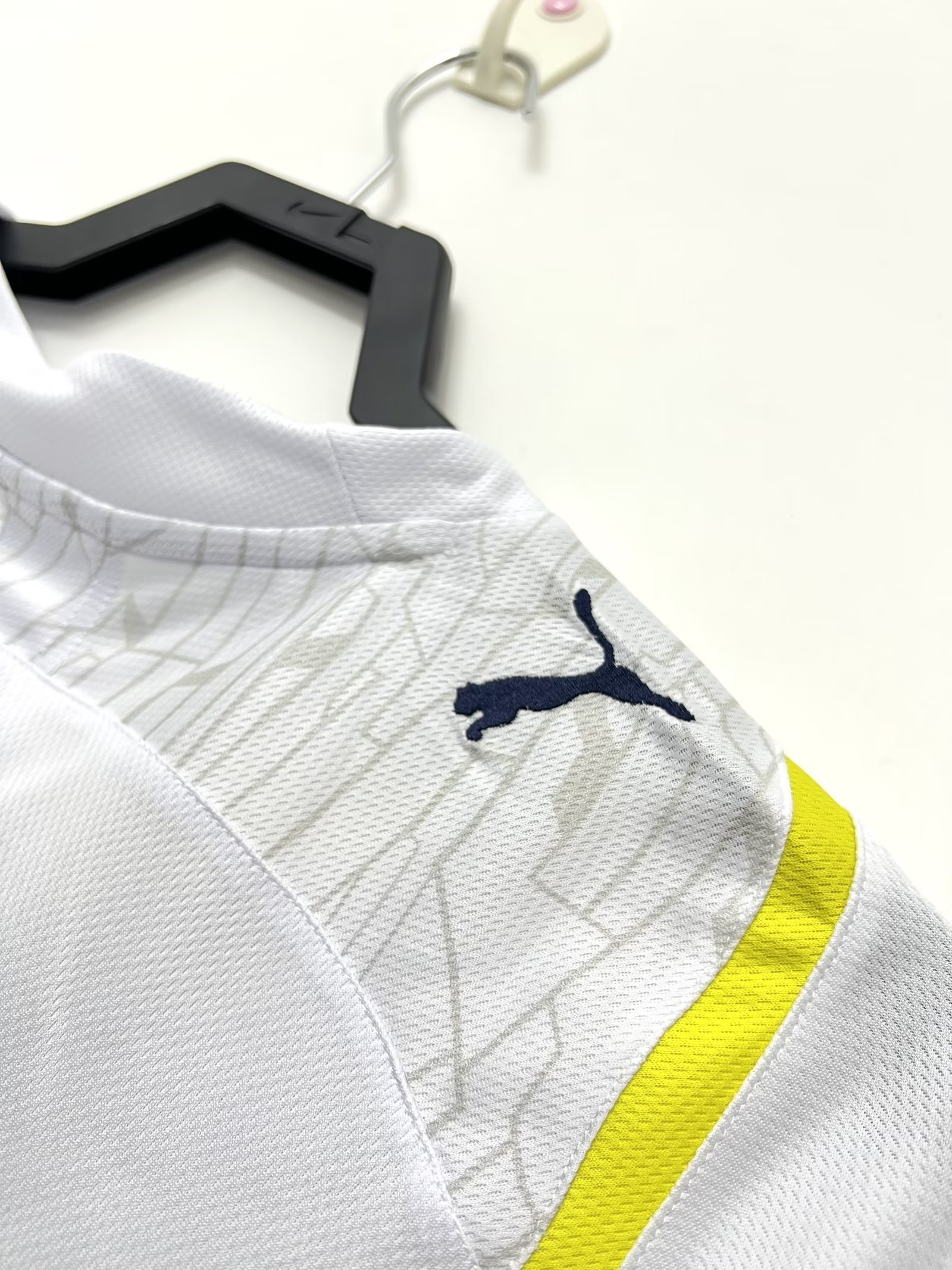 0910 Tottenham home retro Fan version