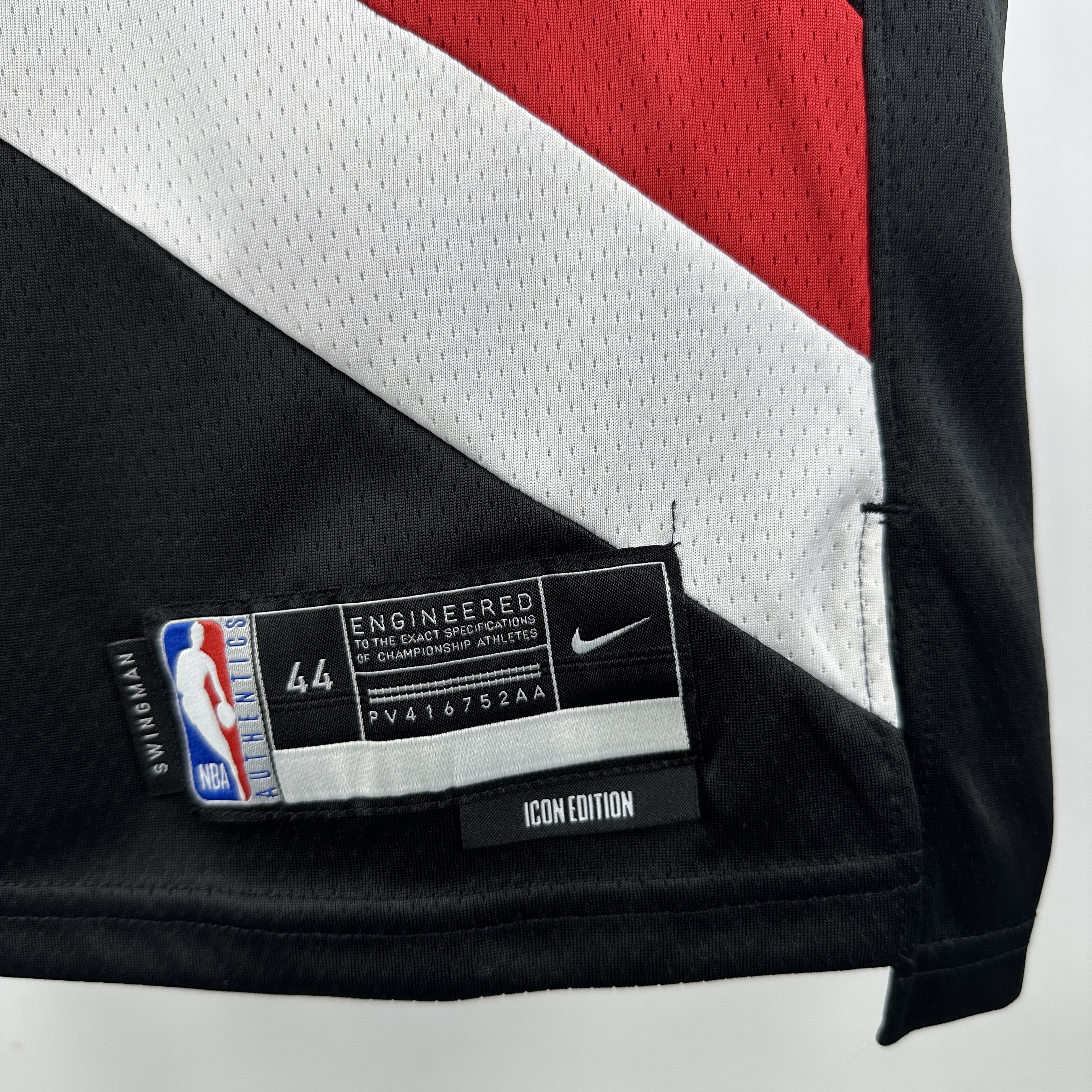 NBA 26 Season Portland Trail Blazers Away black 8-AVDIJA