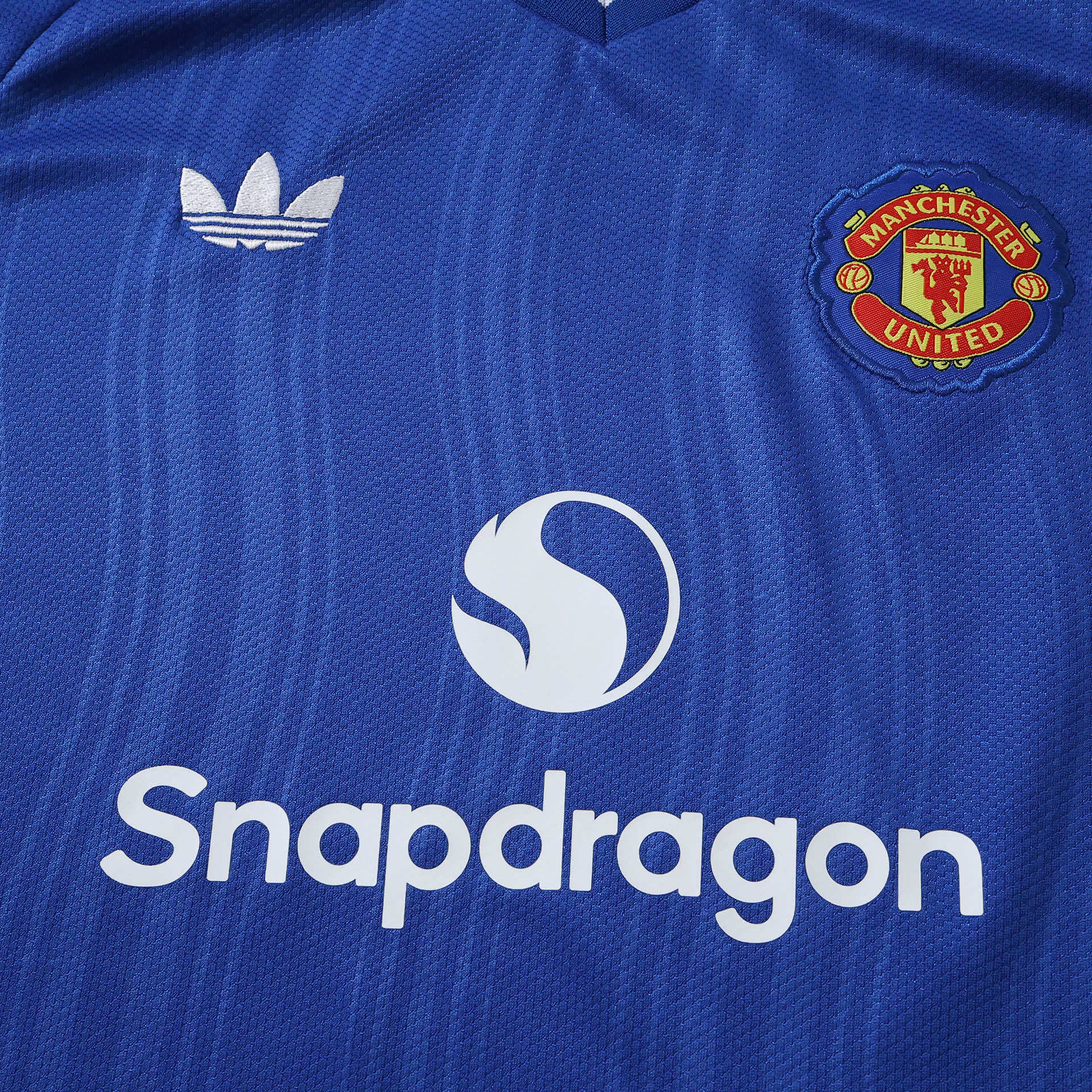 2627 Manchester United Away Kids Kit