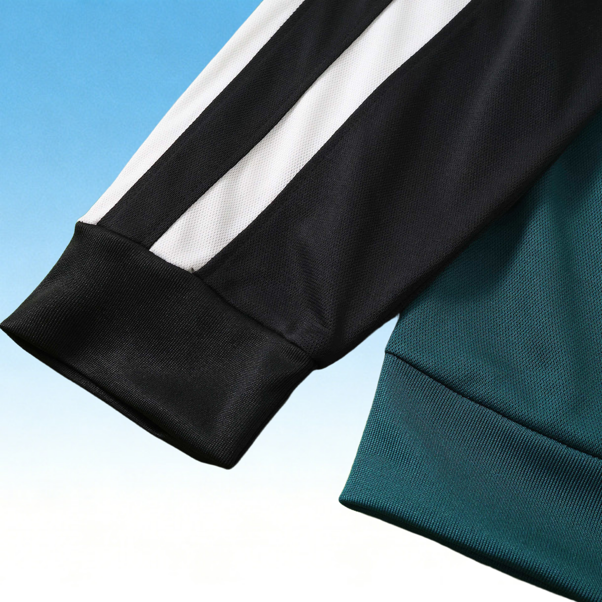 9697 Liverpool Away Long sleeved retro Fan version