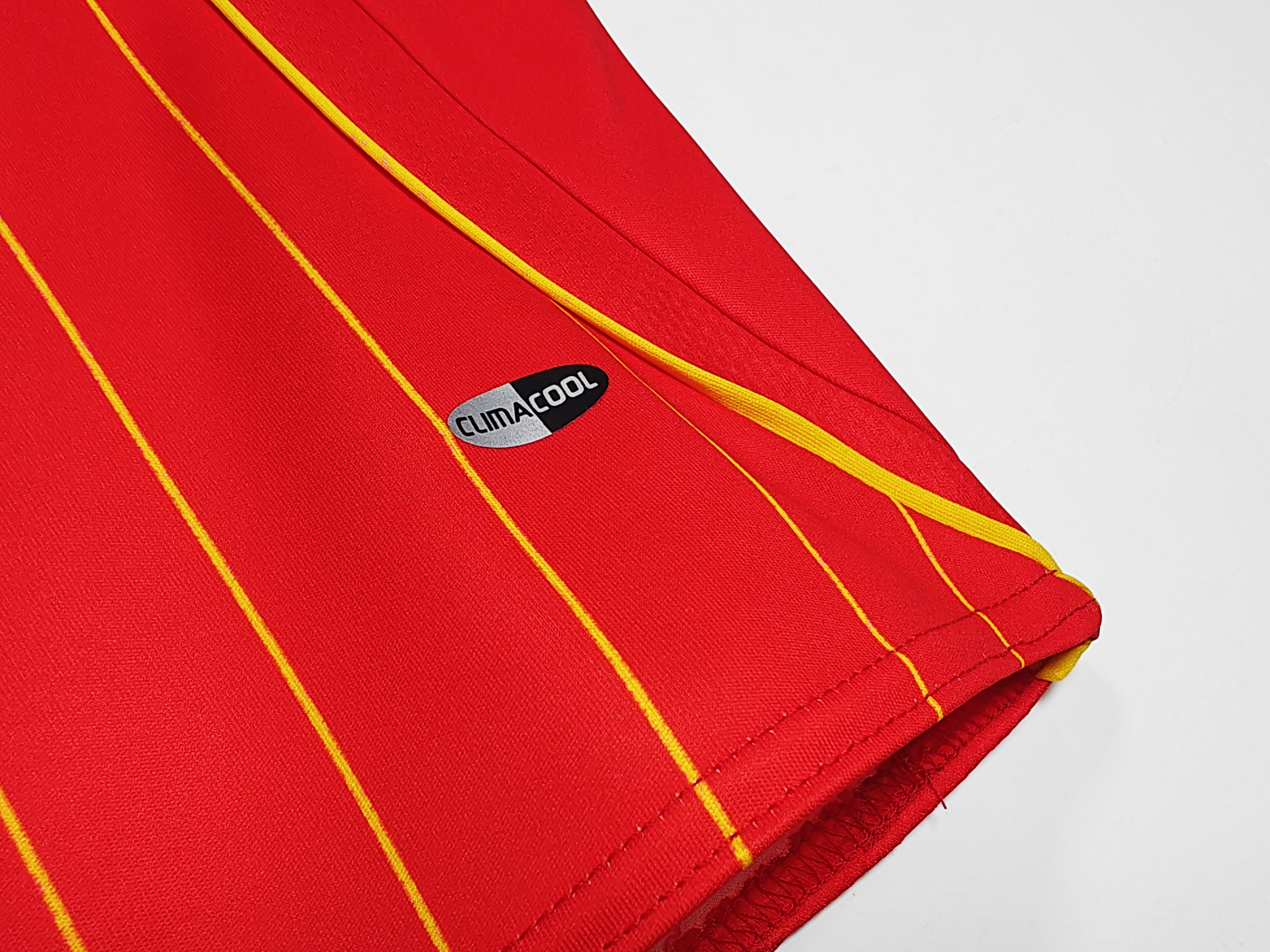 2006 Spain Home retro Fan version