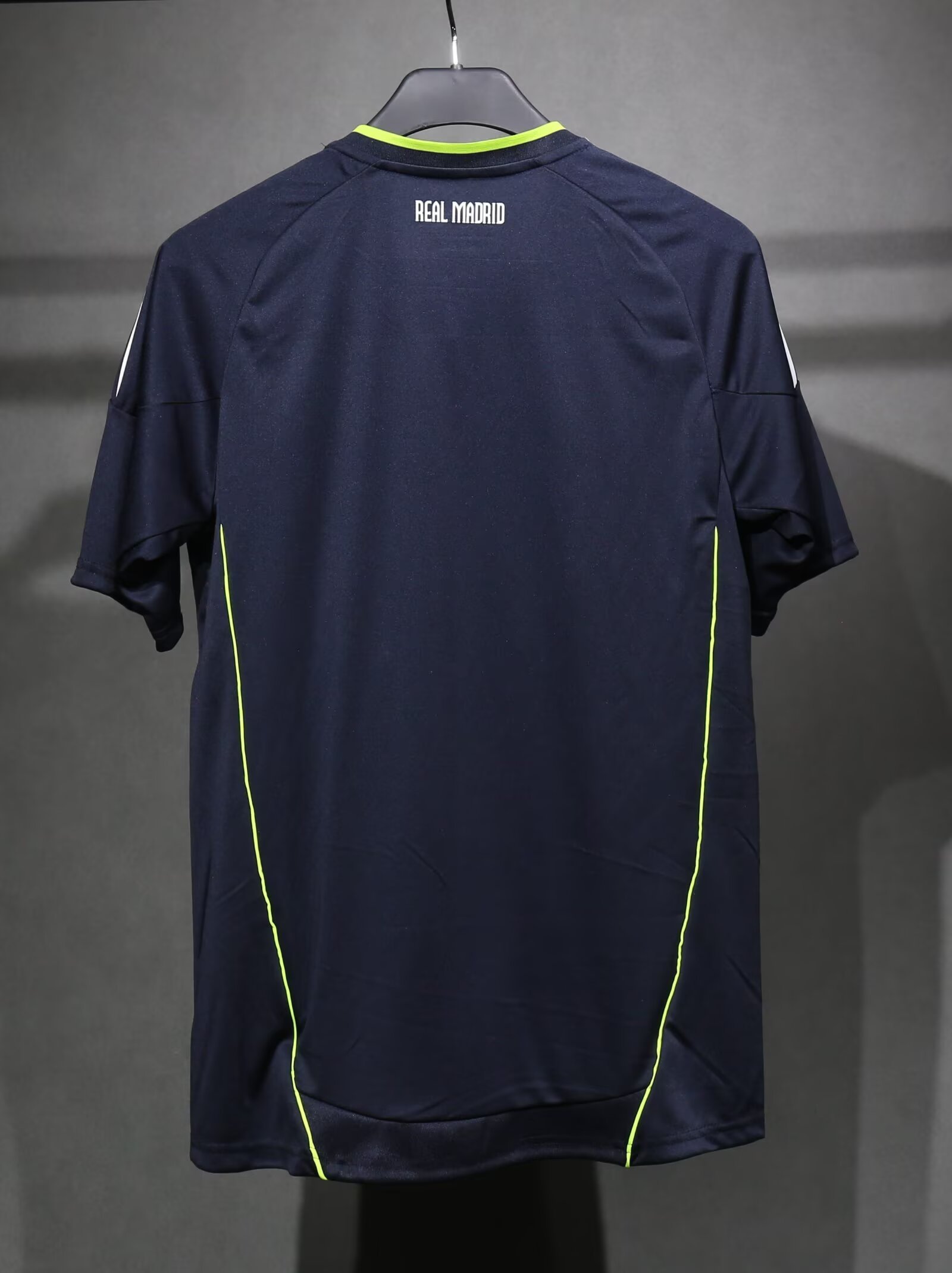 1011 Real Madrid away Retro Player version