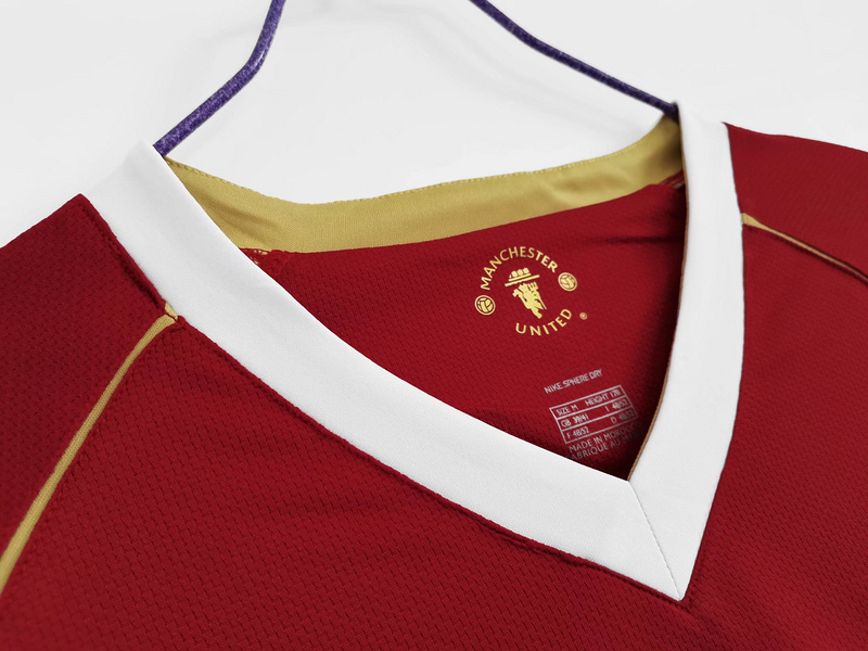 06/07 Manchester United home long sleeve retro Fan version