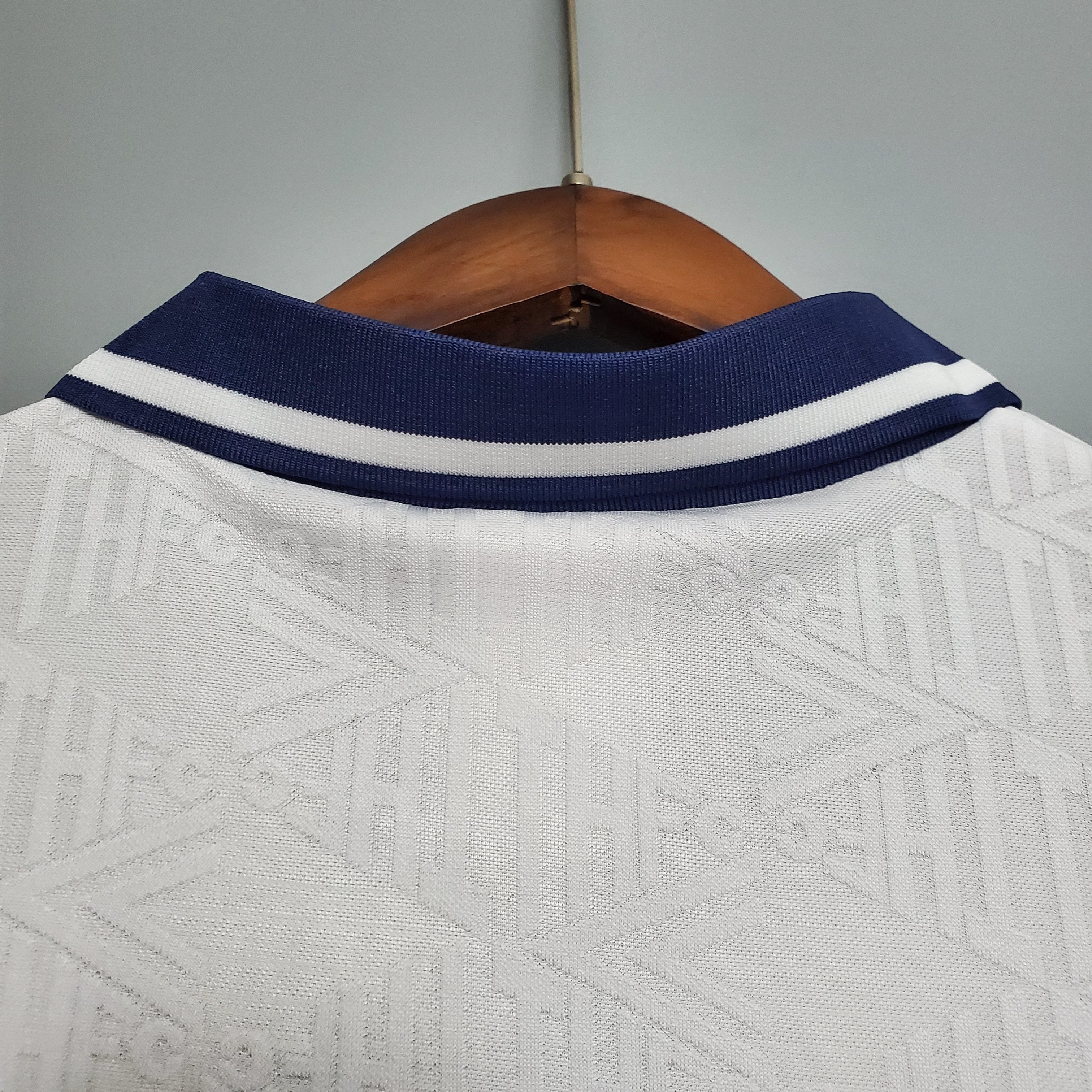 9495 Tottenham home retro Fan version
