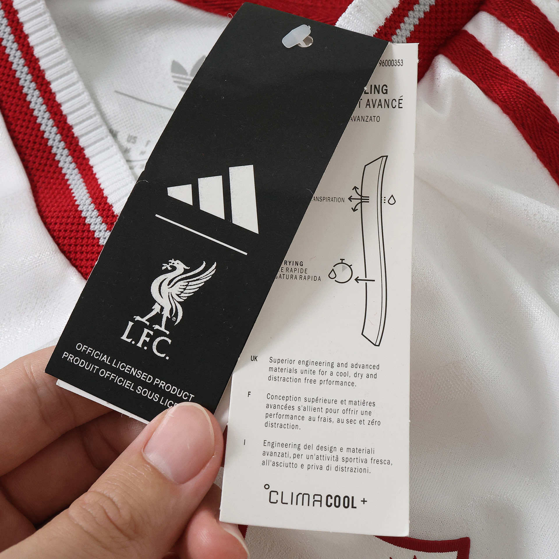 2627 Liverpool Away Long sleeve Player version