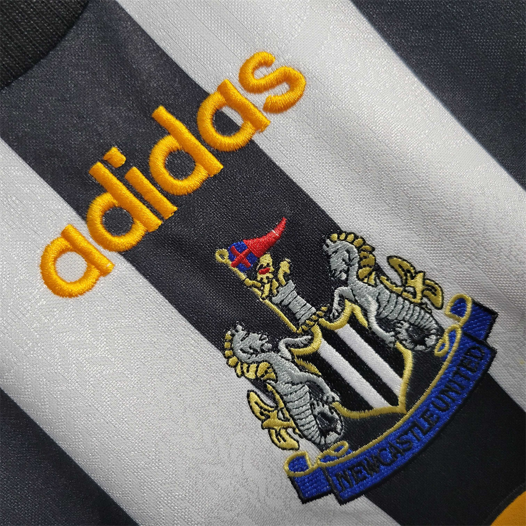 9799 Newcastle United home Long sleeve retro Fan version
