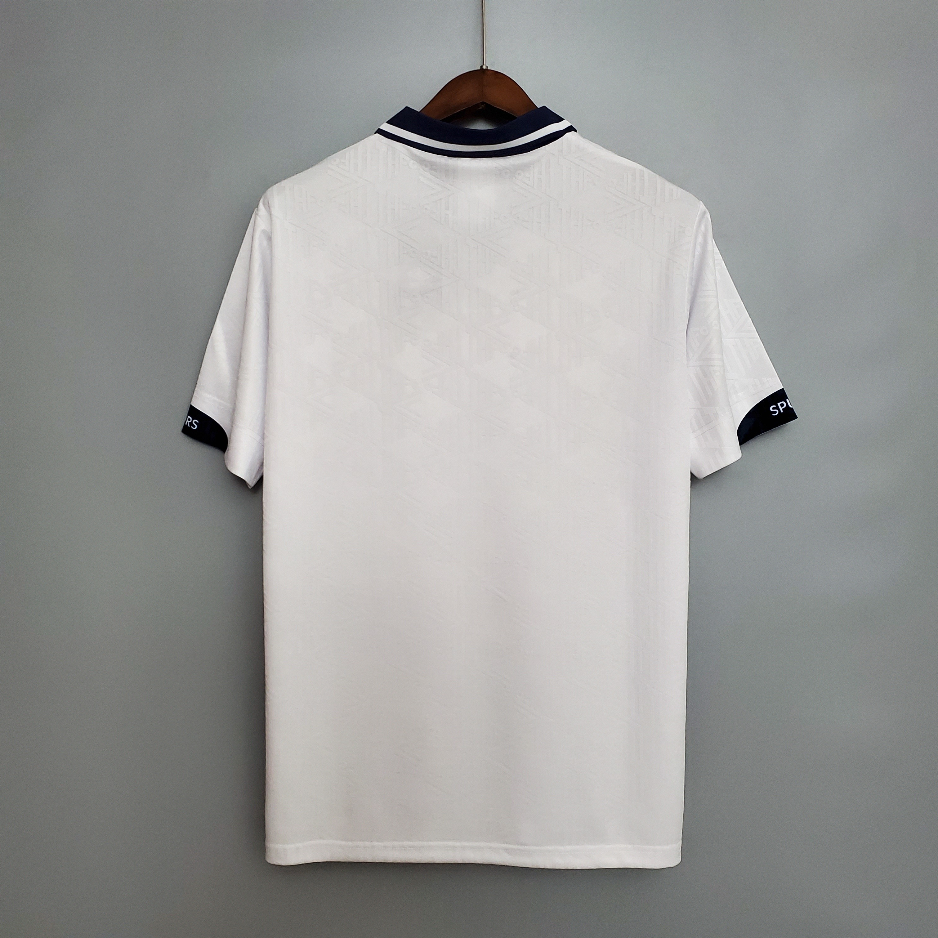9495 Tottenham home retro Fan version