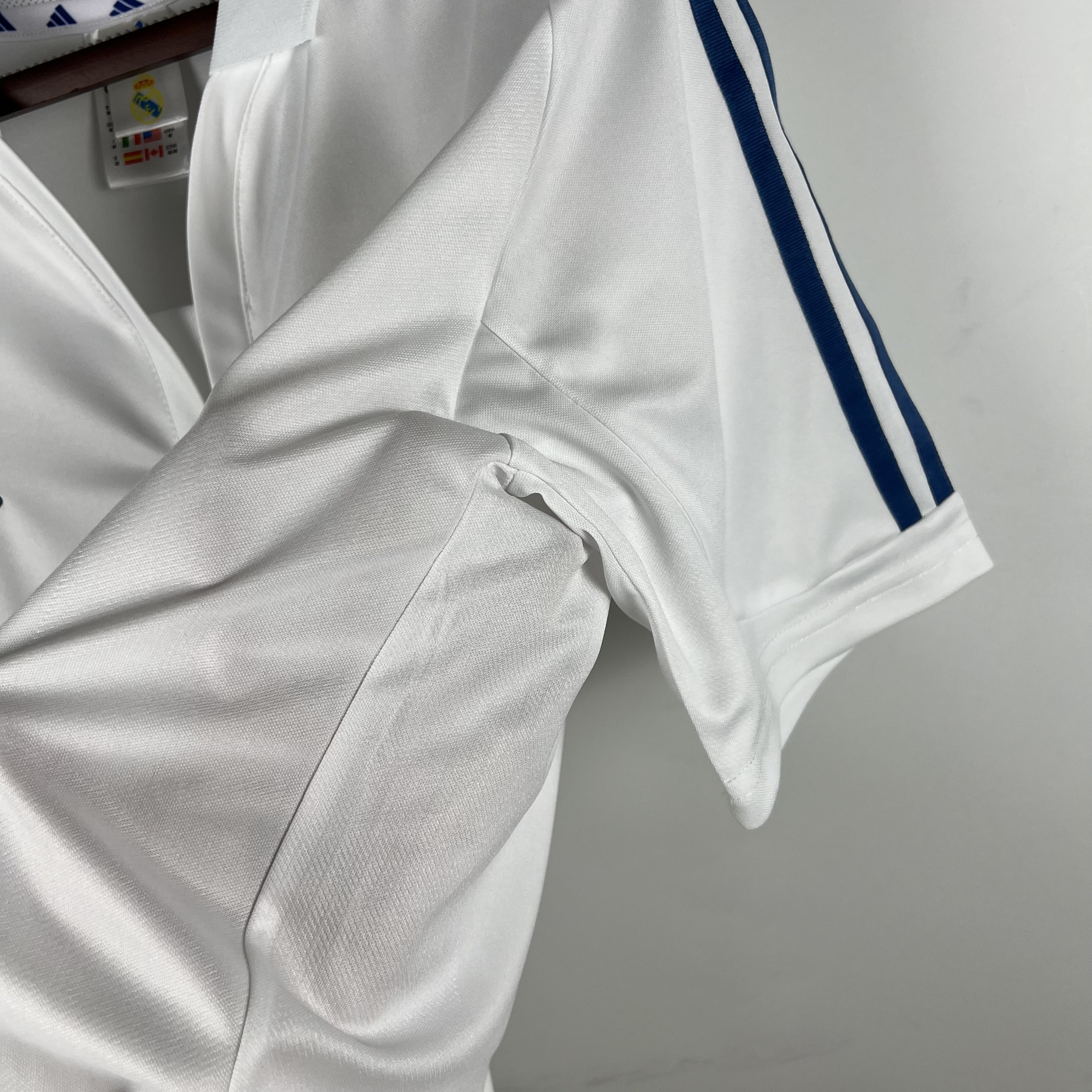 01/02 Real Madrid Home retro Fan version