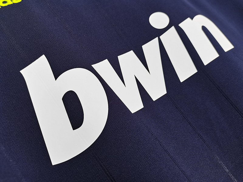 12/13 Real Madrid away retro Fan version