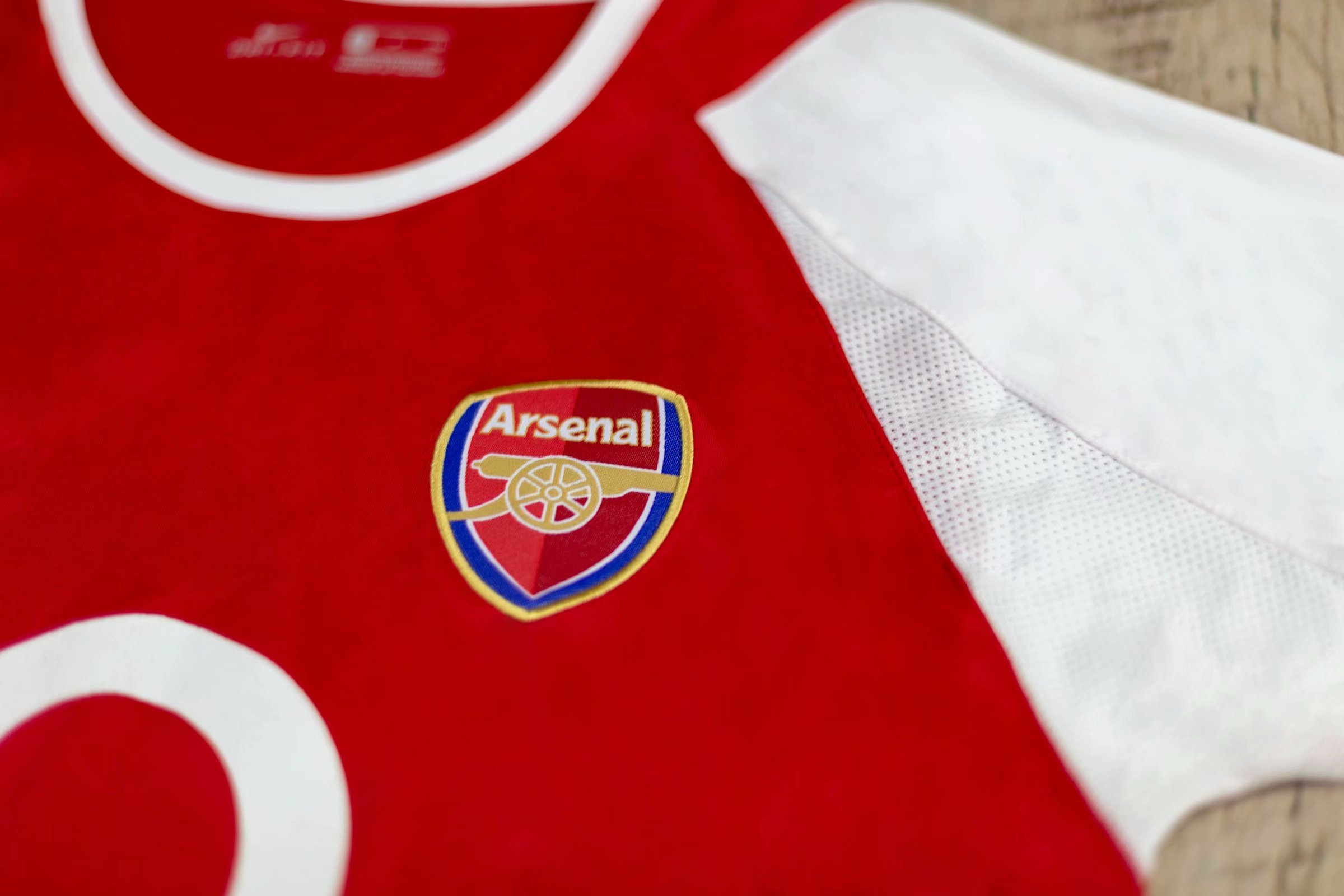 02/04 Arsenal home retro Fan version