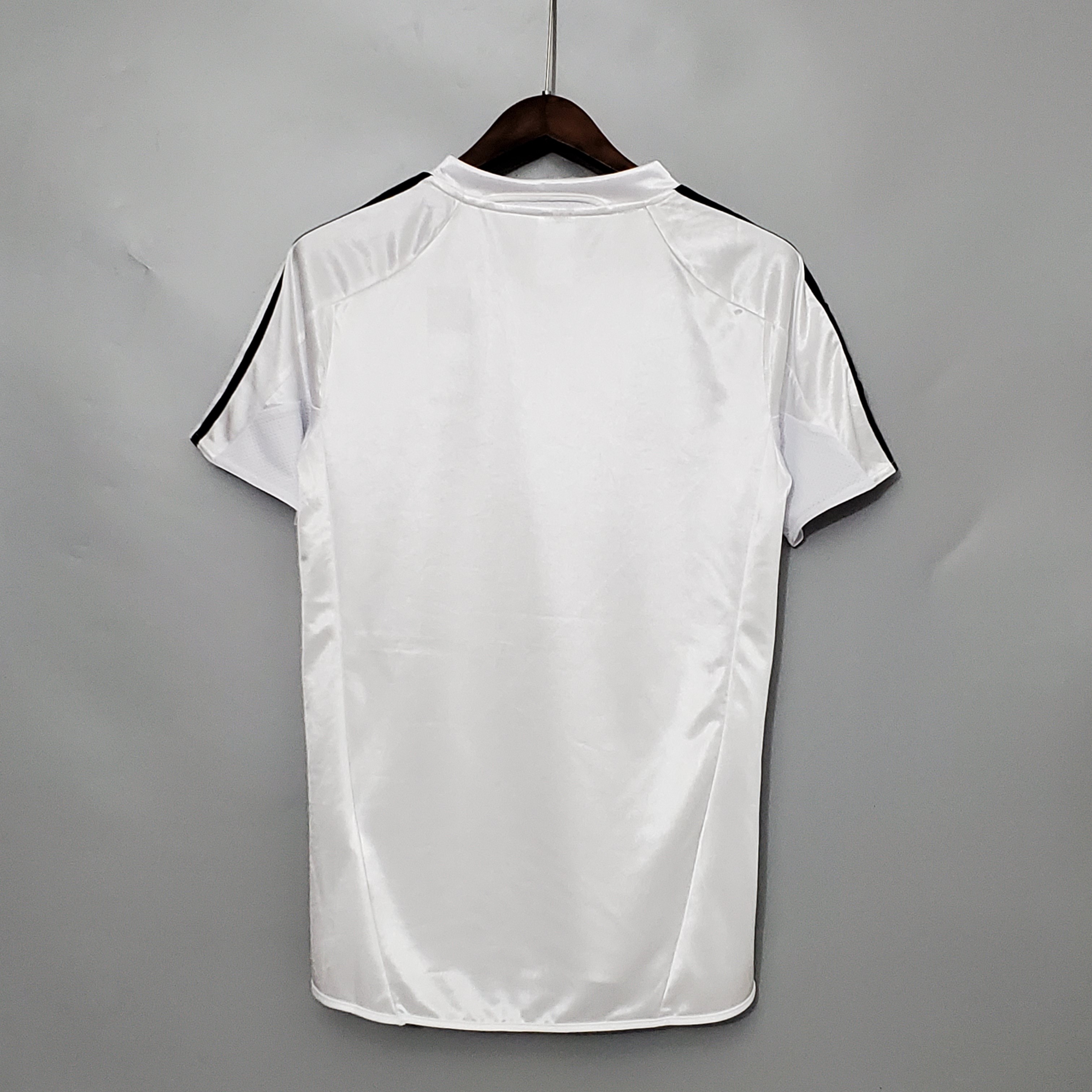 04/05 Real Madrid home retro Fan version