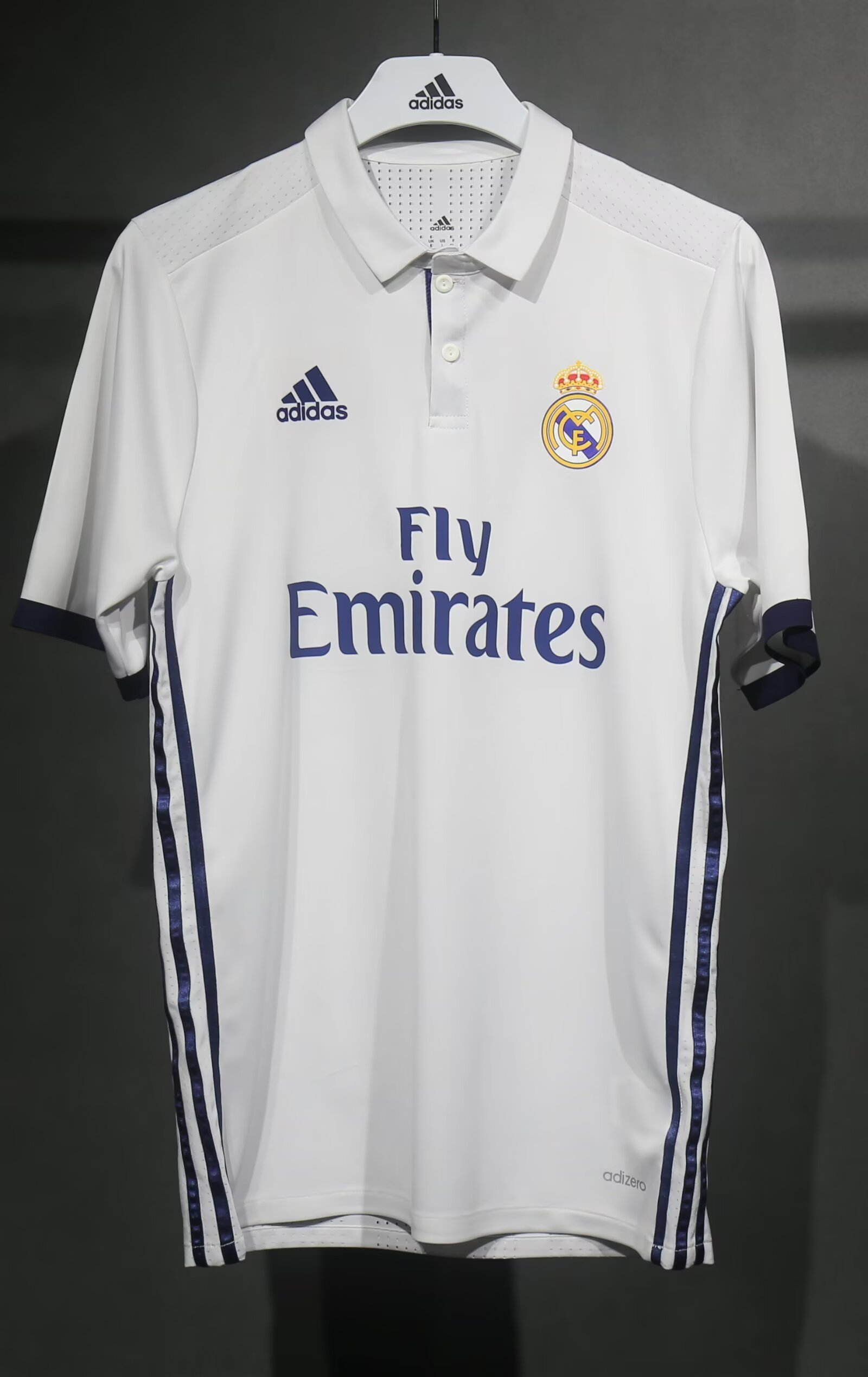 1617 Real Madrid home Retro Player version
