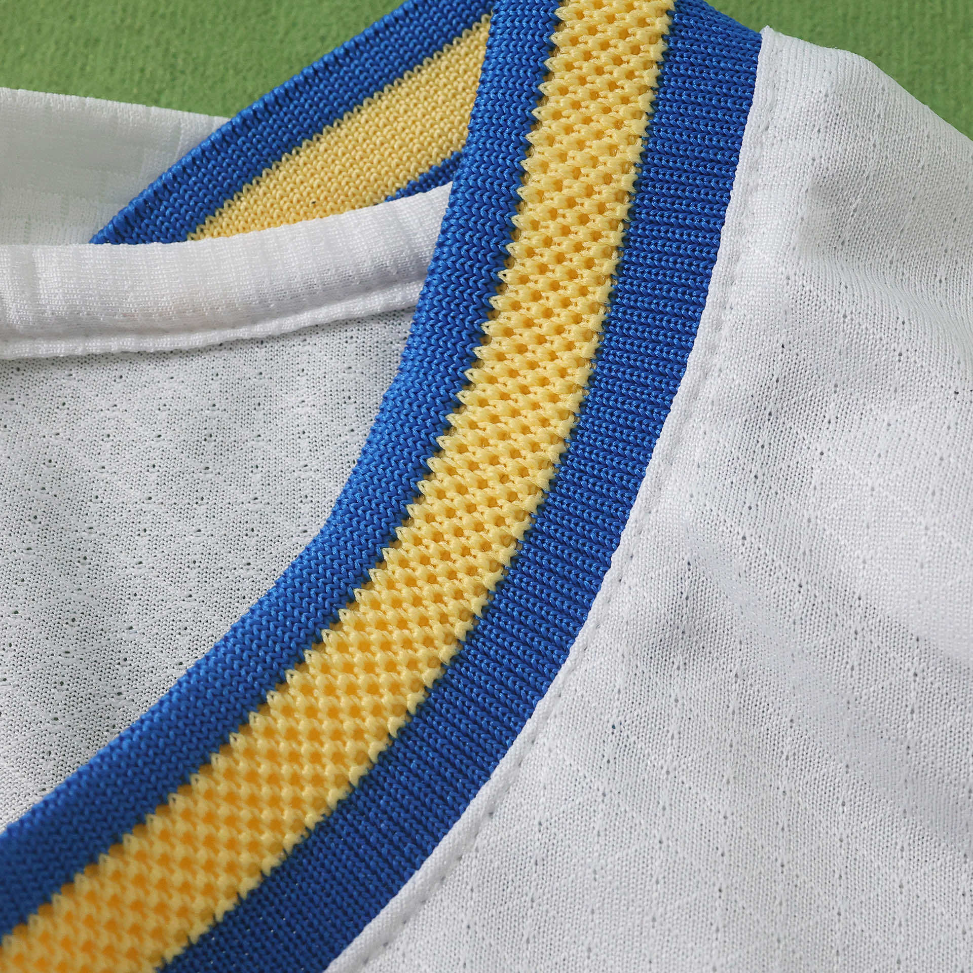 2627 Marseille Home Player version