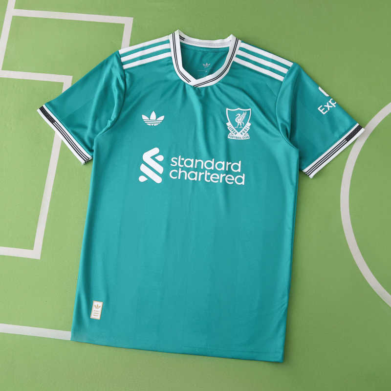 2526 Liverpool third Player version
