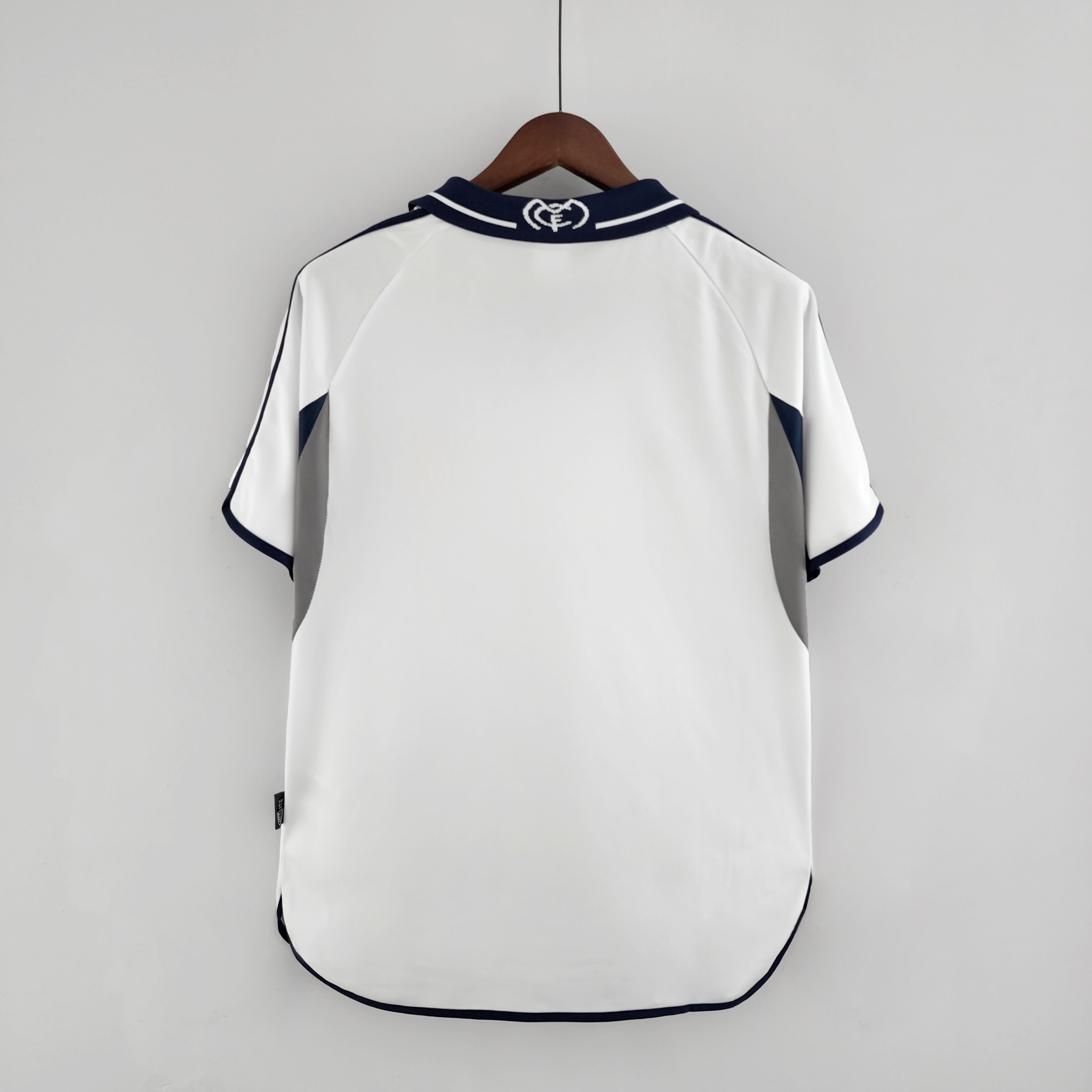 00/01 Real Madrid home retro Fan version