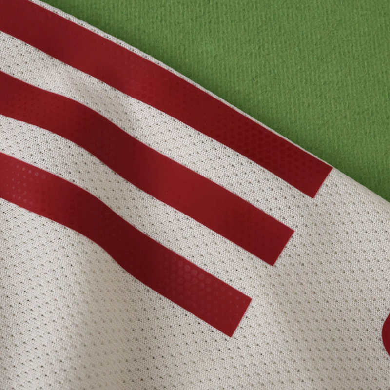 2526 Liverpool away Player version