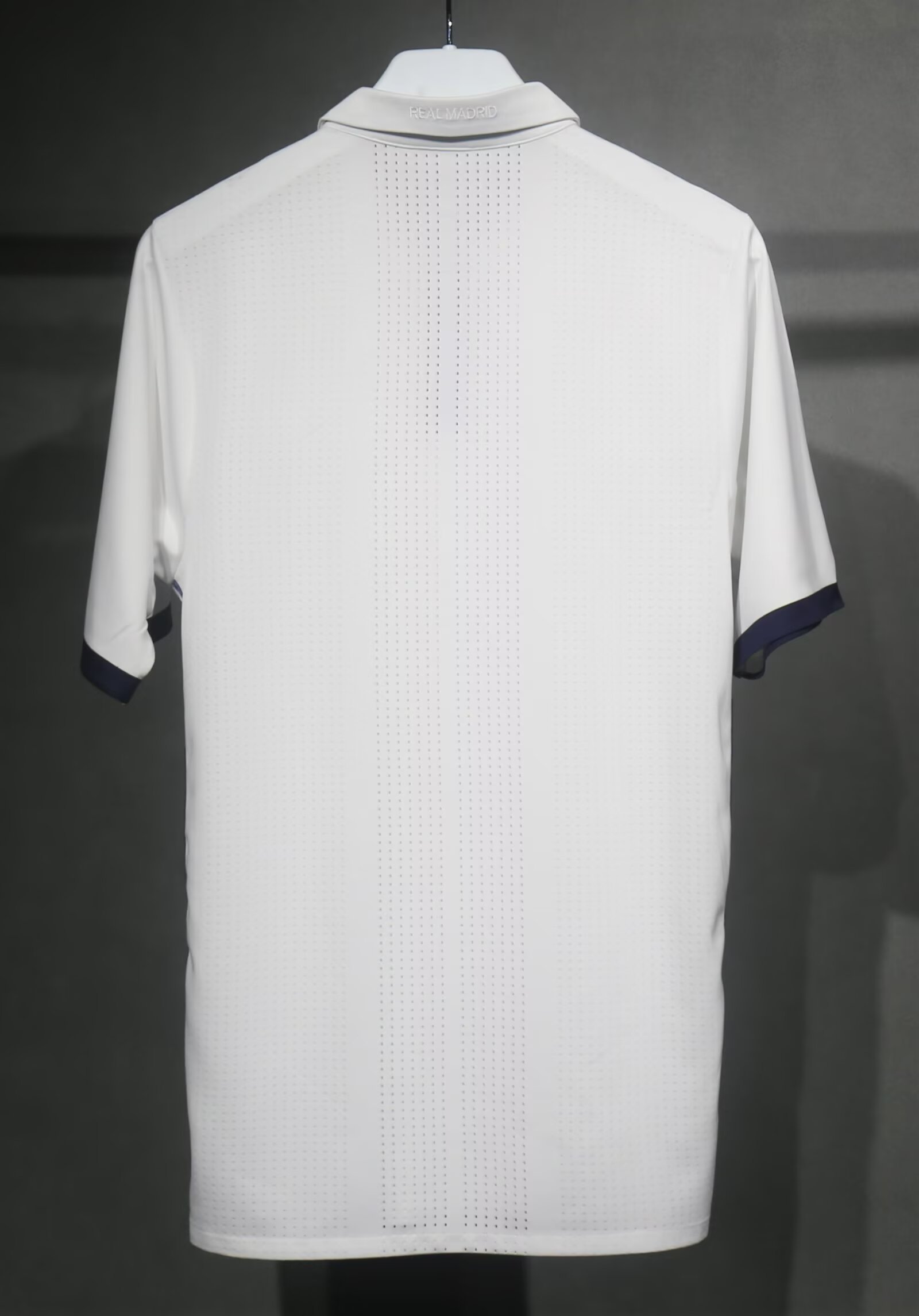 1617 Real Madrid home Retro Player version
