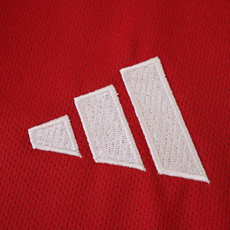 2526 Liverpool Women's home Fan version