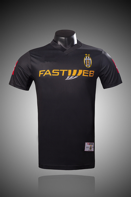 01/02 Juventus away retro Fan version