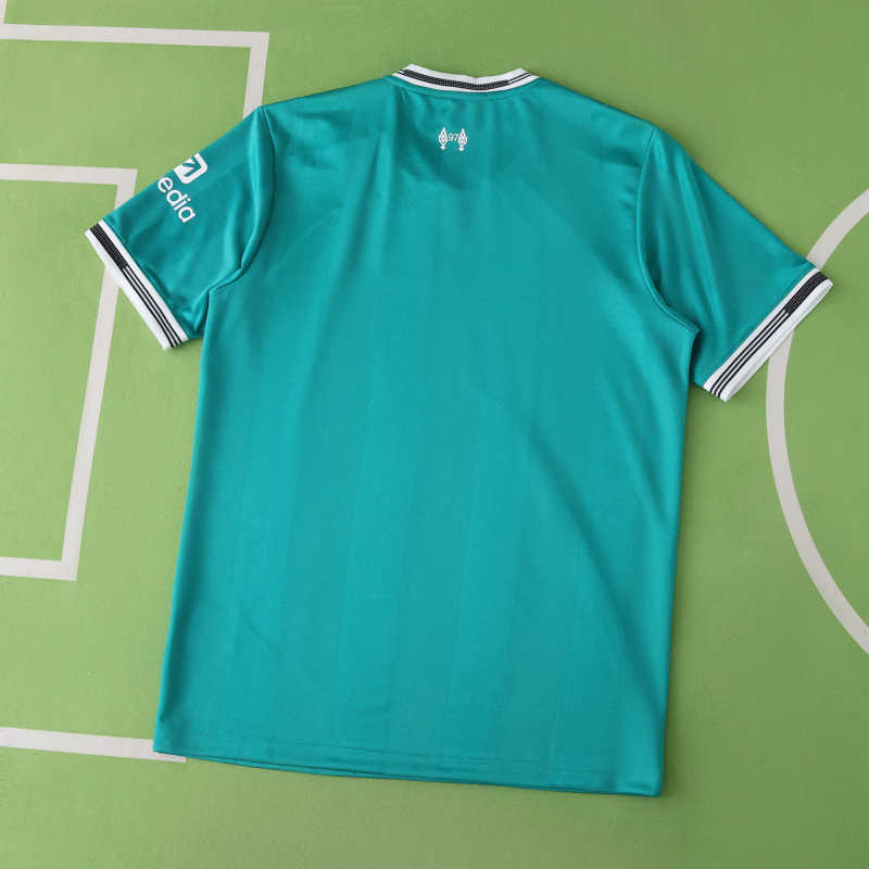 2526 Liverpool third Player version