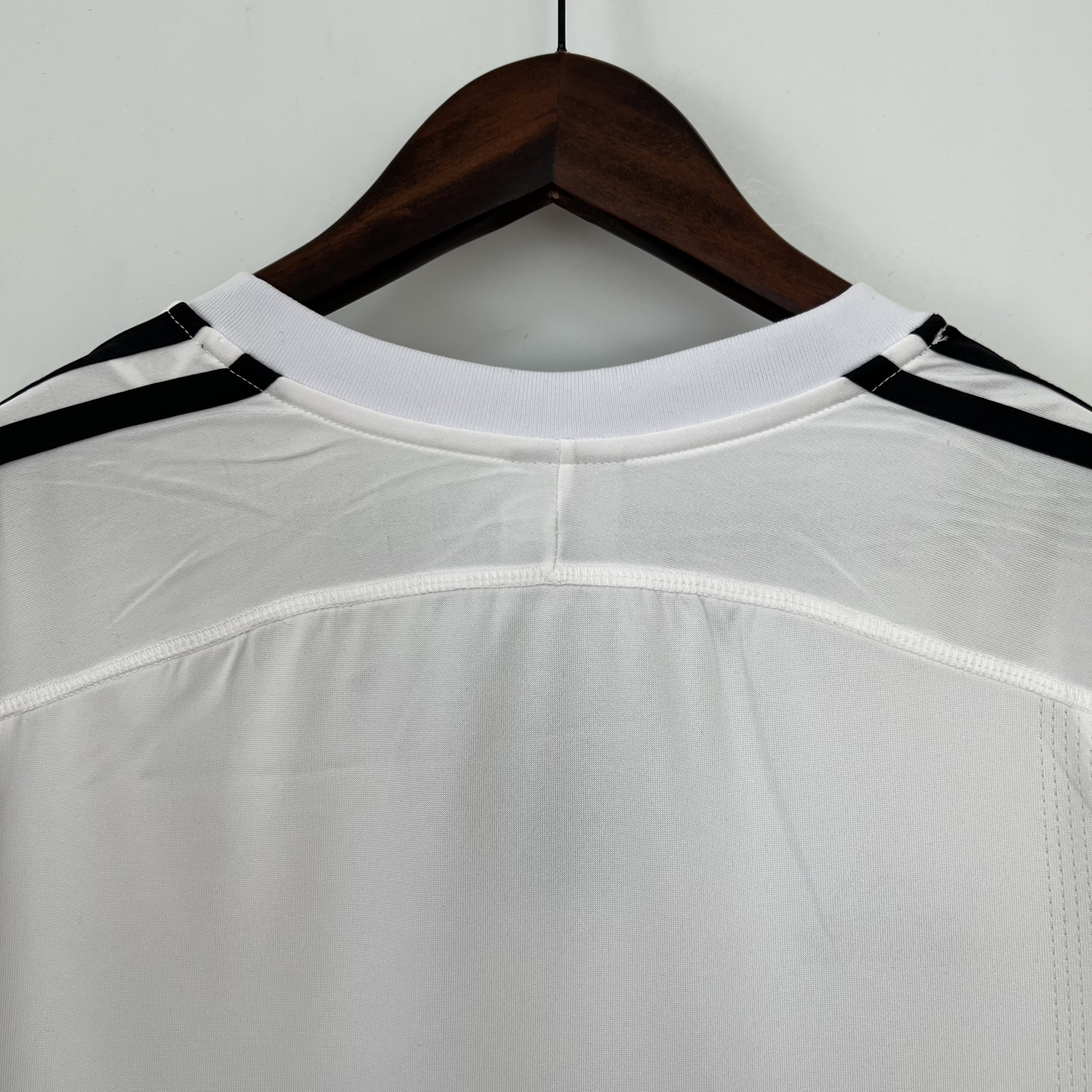 03/04 Real Madrid home retro Fan version