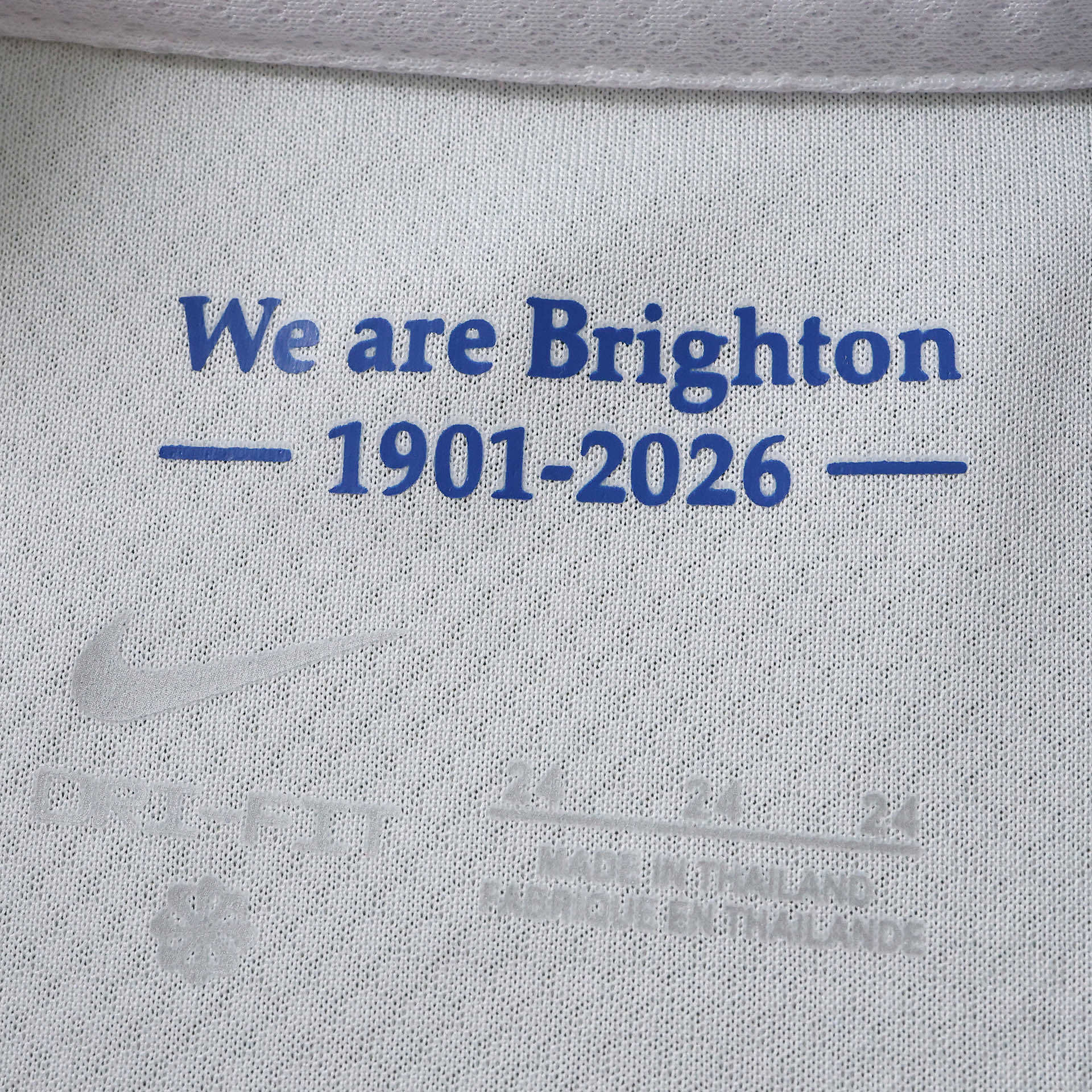 2627 Brighton Away Kids Kit