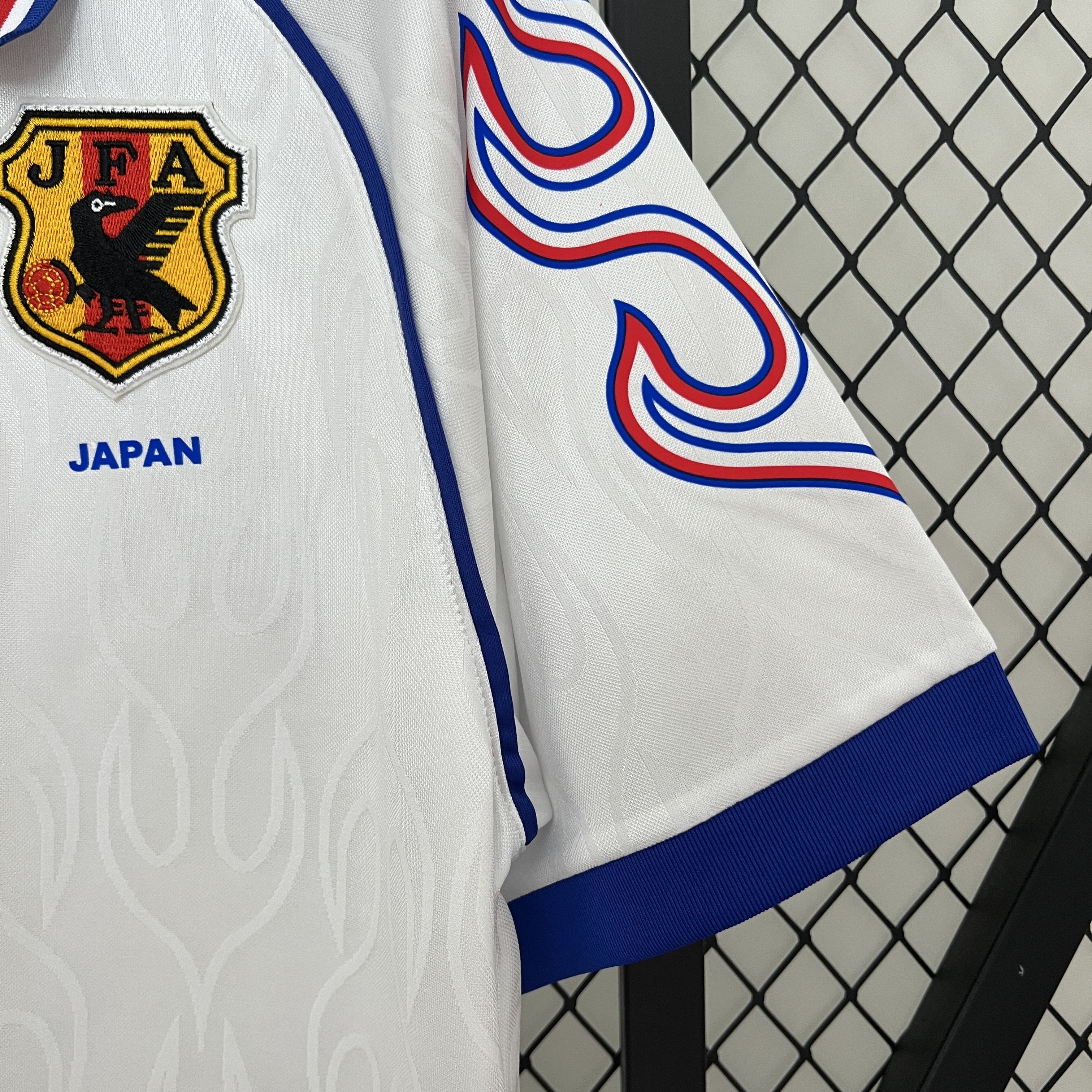 1998 Japan away retro Fan version