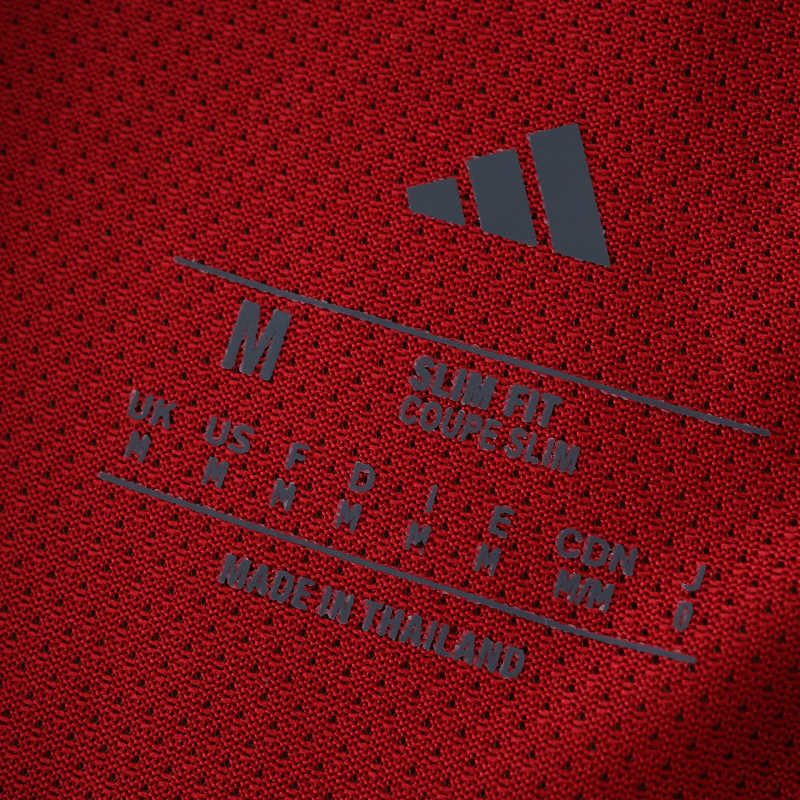 2526 Liverpool home Player version