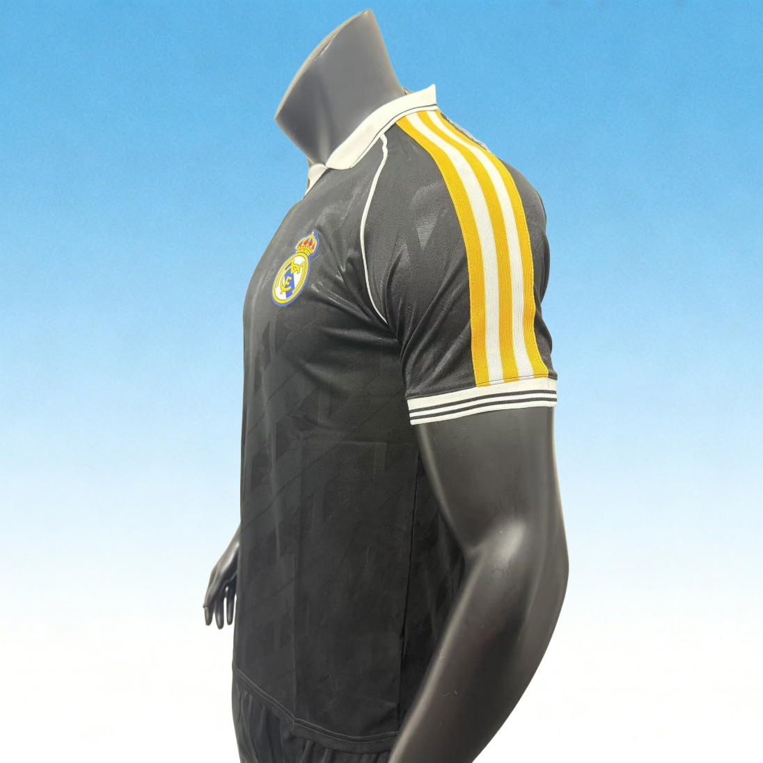 2627 Real Madrid (Adidas Terrace Icons Retro) Fan version