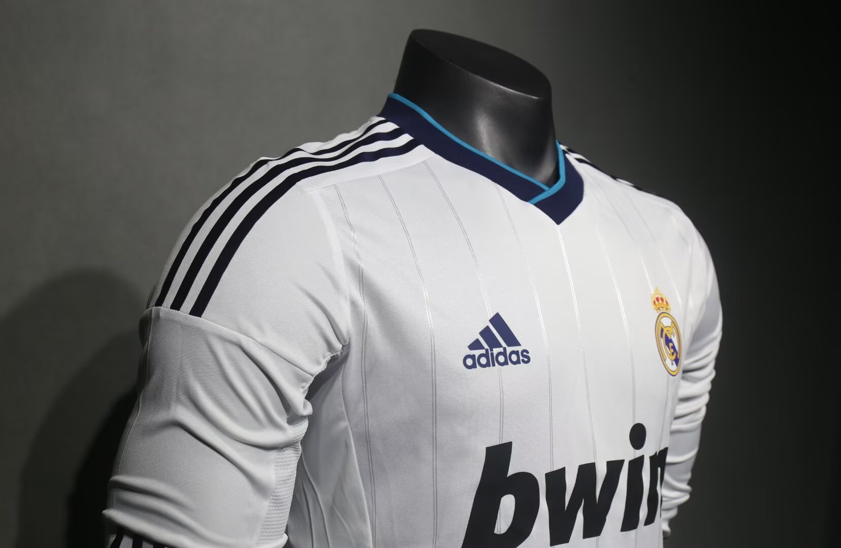 1213 Real Madrid home Long sleeve Retro Player version