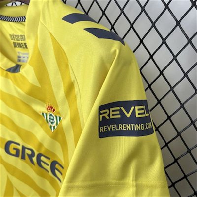 2025-26 Real Betis yellow goalkeeper Football jersey