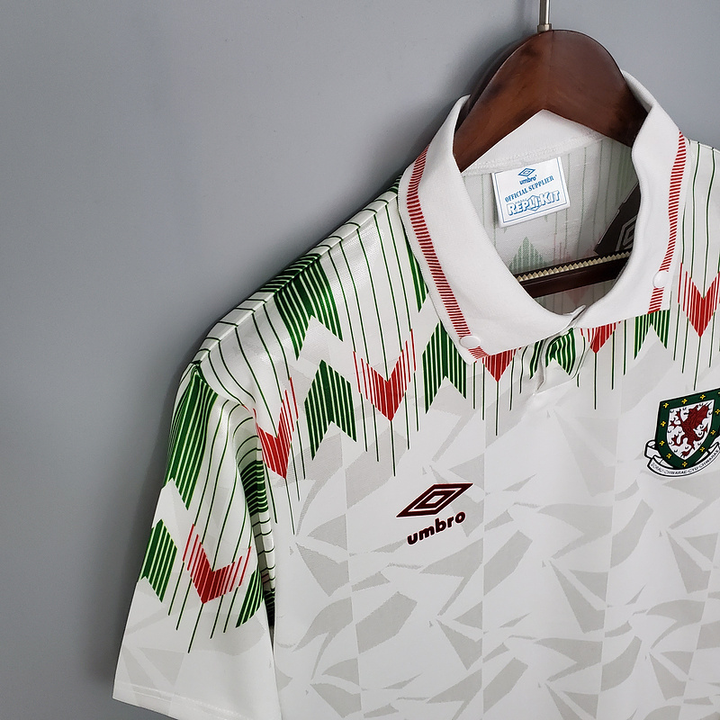 Retro 1990-92 Wales away Football jersey retro
