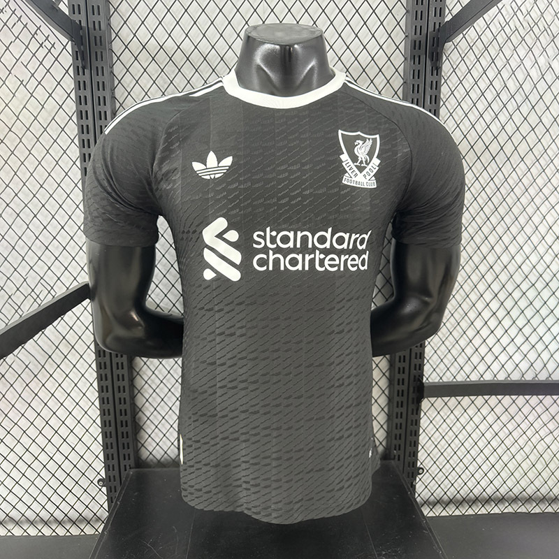 Player 2024-25 Liverpool goalkeeper Football jersey