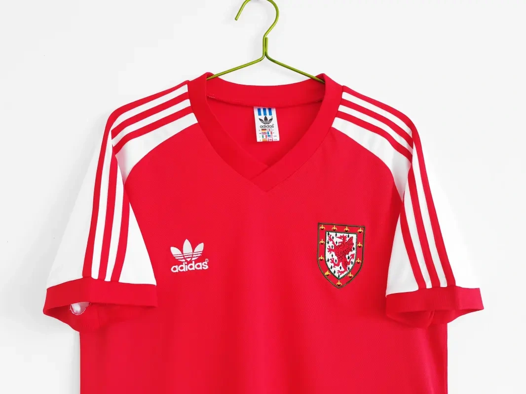 Retro 1982 Wales Home retro football jersey