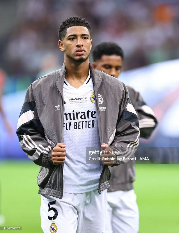 2024 Real Madrid Trefoil Windbreaker Spring and Autumn Set Retro