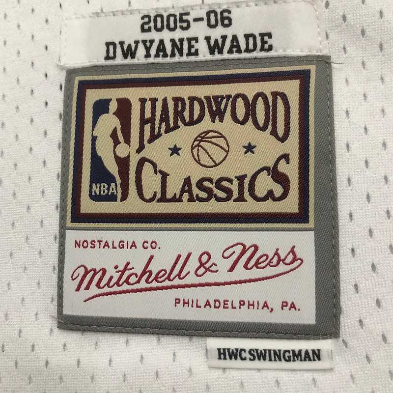 2005-06 NBA Miami Heat 3 WADE Basketball jersey